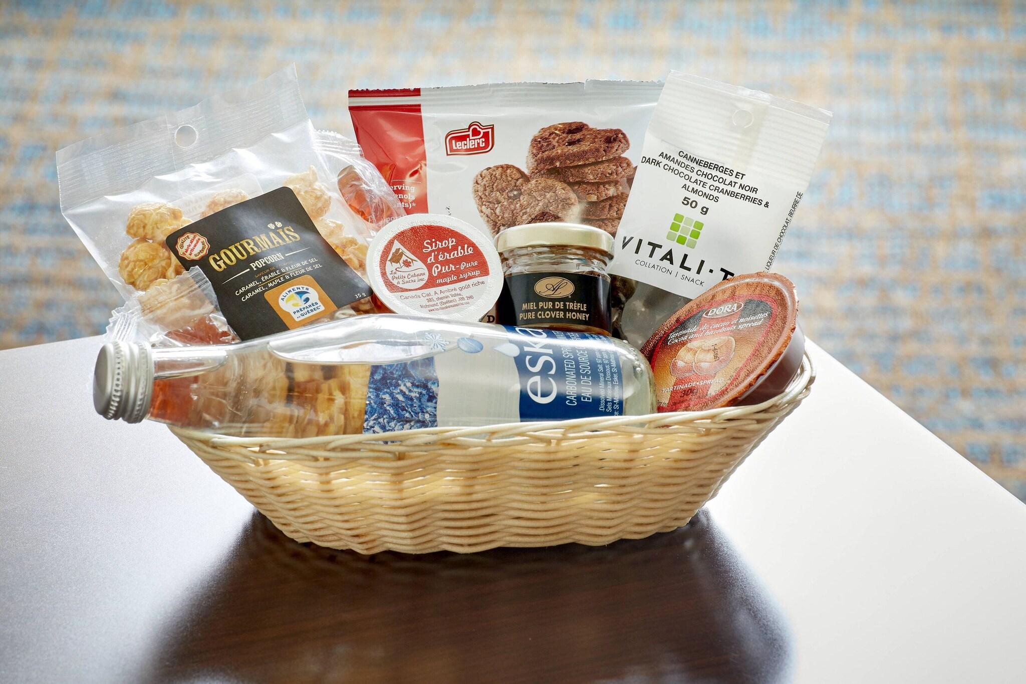 Studio Deluxe Queen Bed