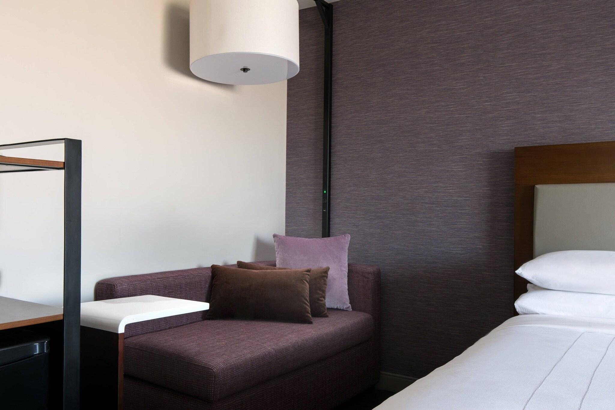 Double Accessible King Size Bed