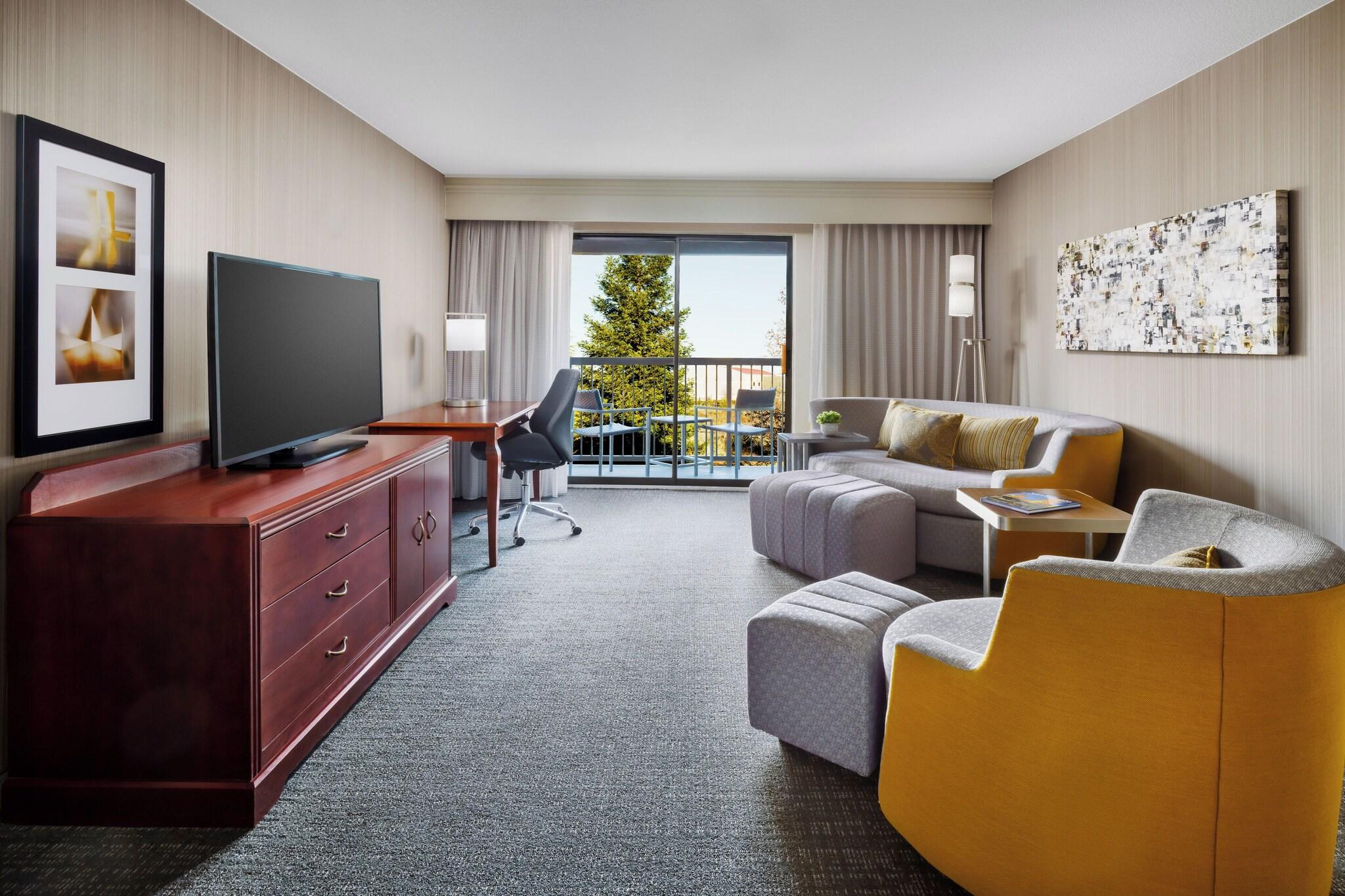 Suite King Bed One Bedroom 