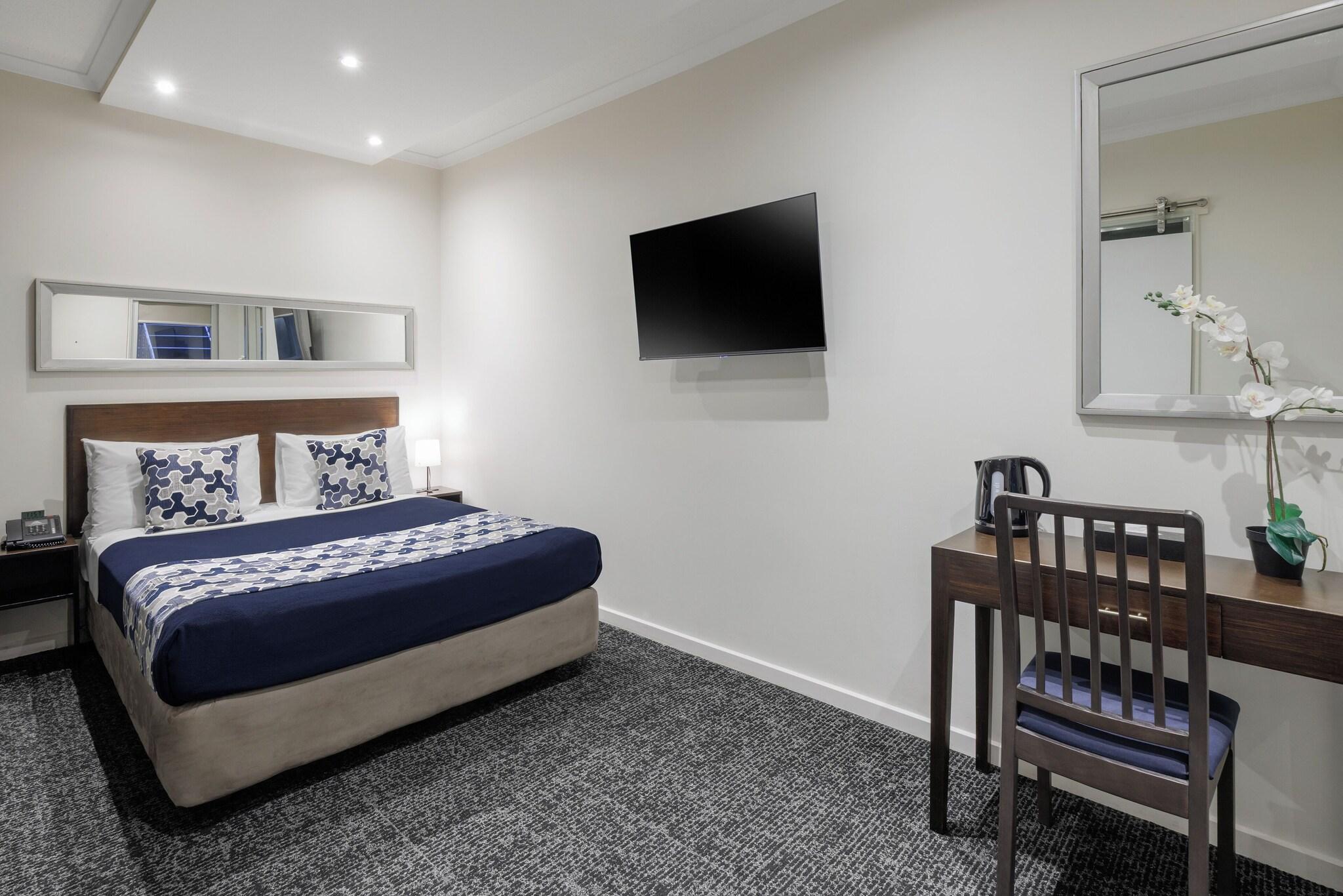 Double Queen Size Bed