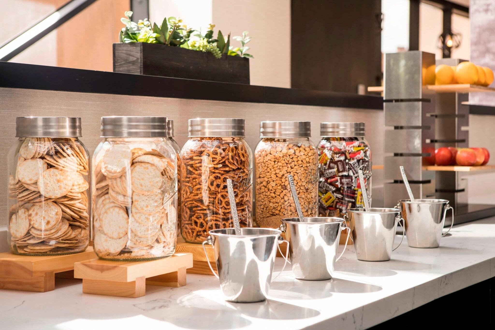 Double Club Two Queen Beds