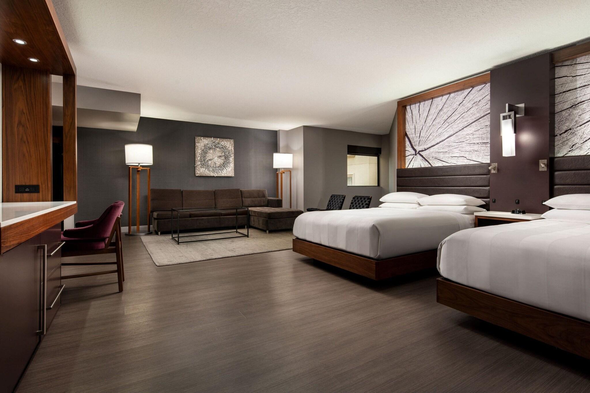 Quadruple Accessible-two Queen Beds