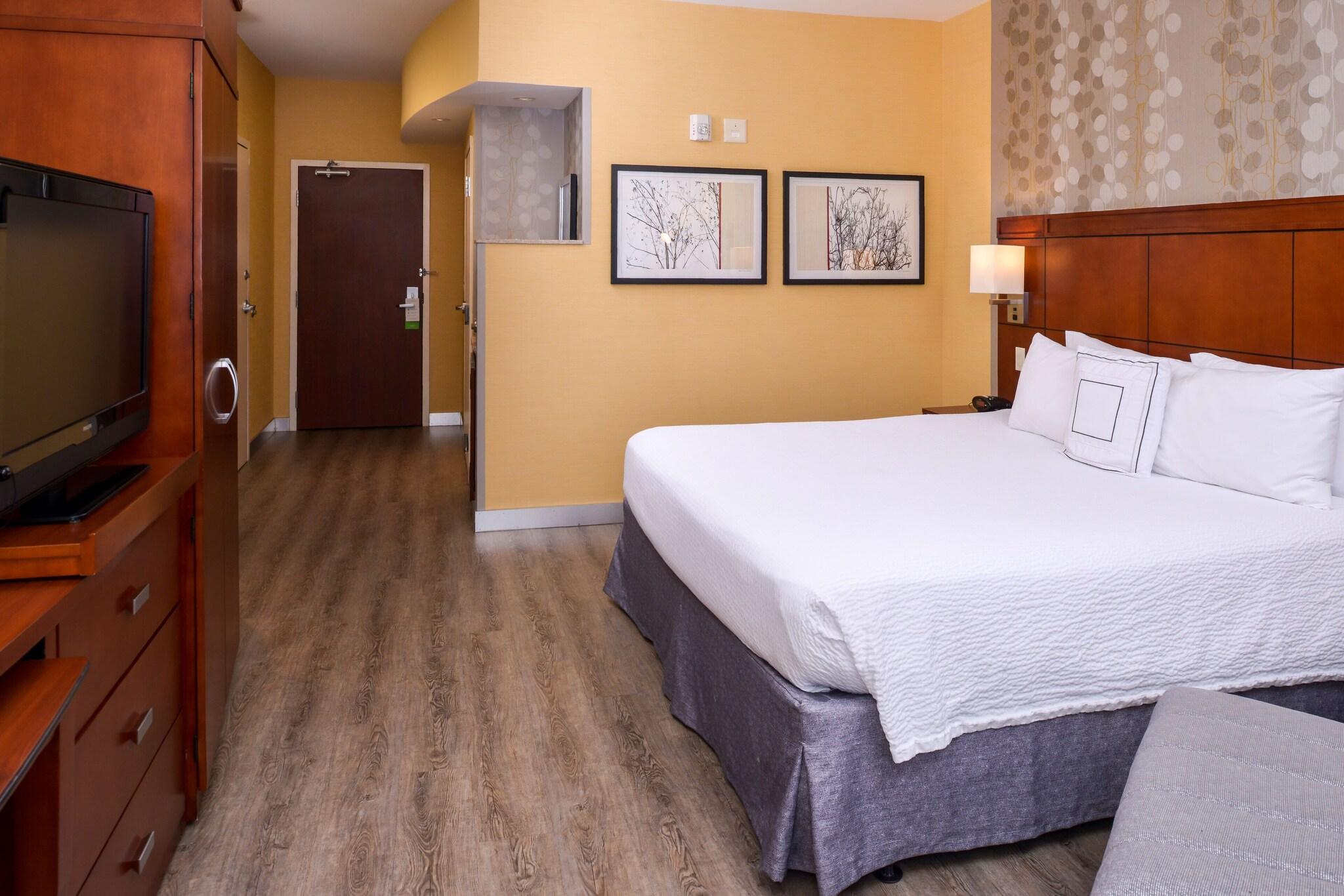 Double Accessible King Size Bed