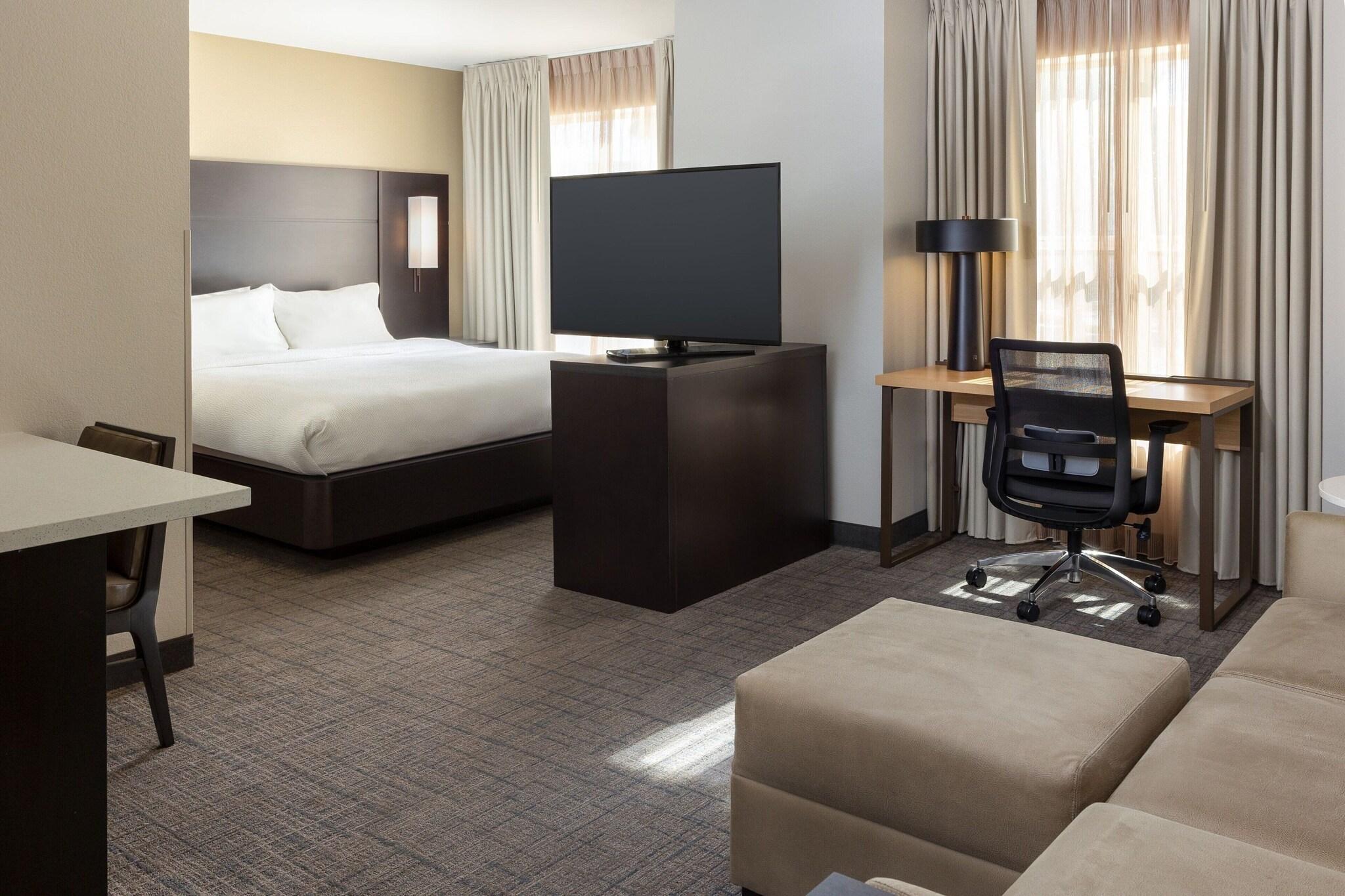 Studio King Size Bed