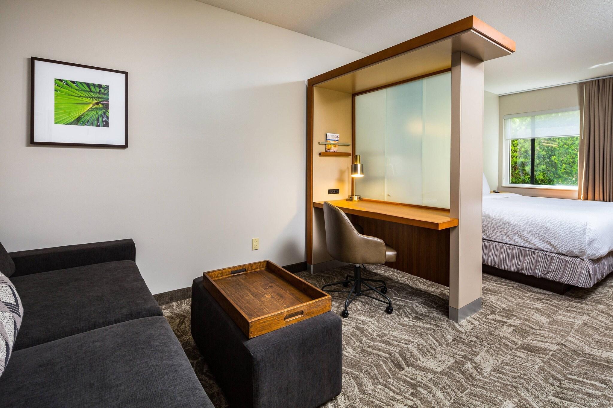 Studio King Size Bed