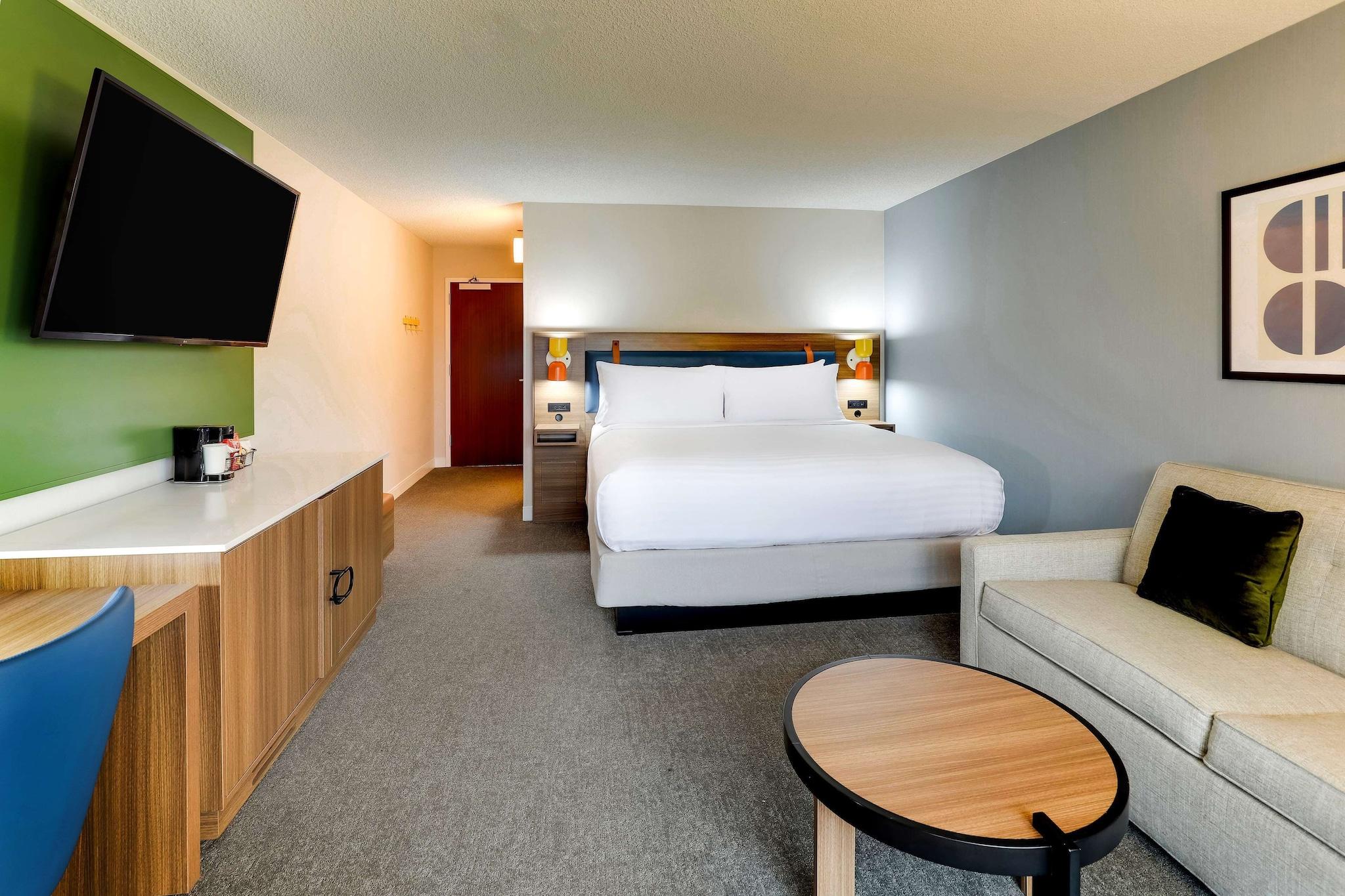 Double Accessible King Size Bed