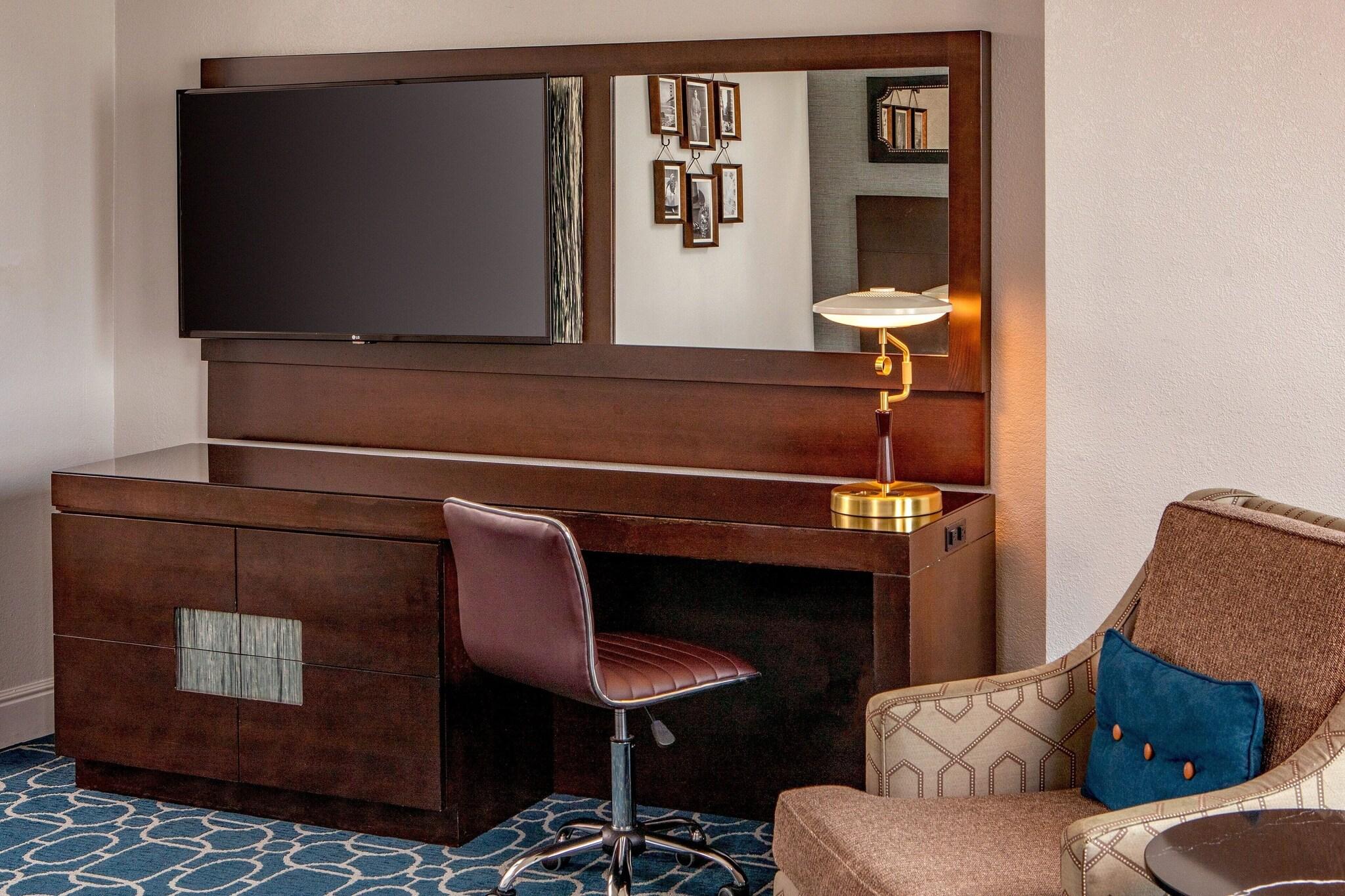 Double Queen Size Bed