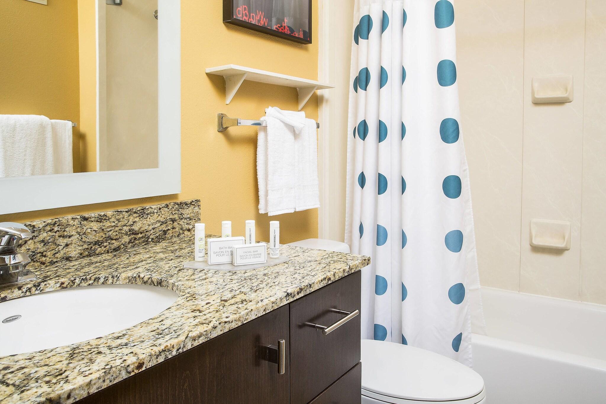 Studio Queen Size Bed