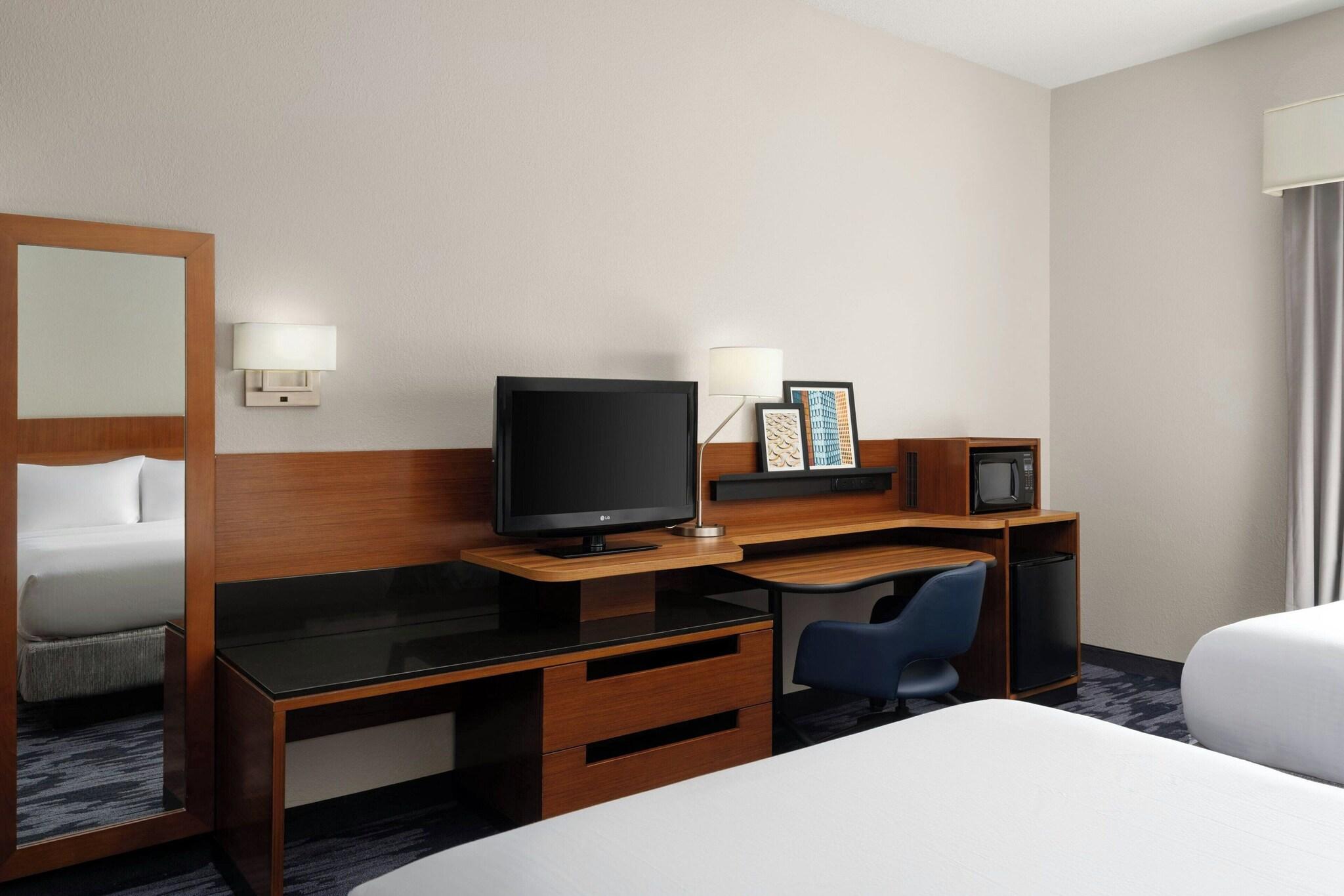 Quadruple Two Queen Beds