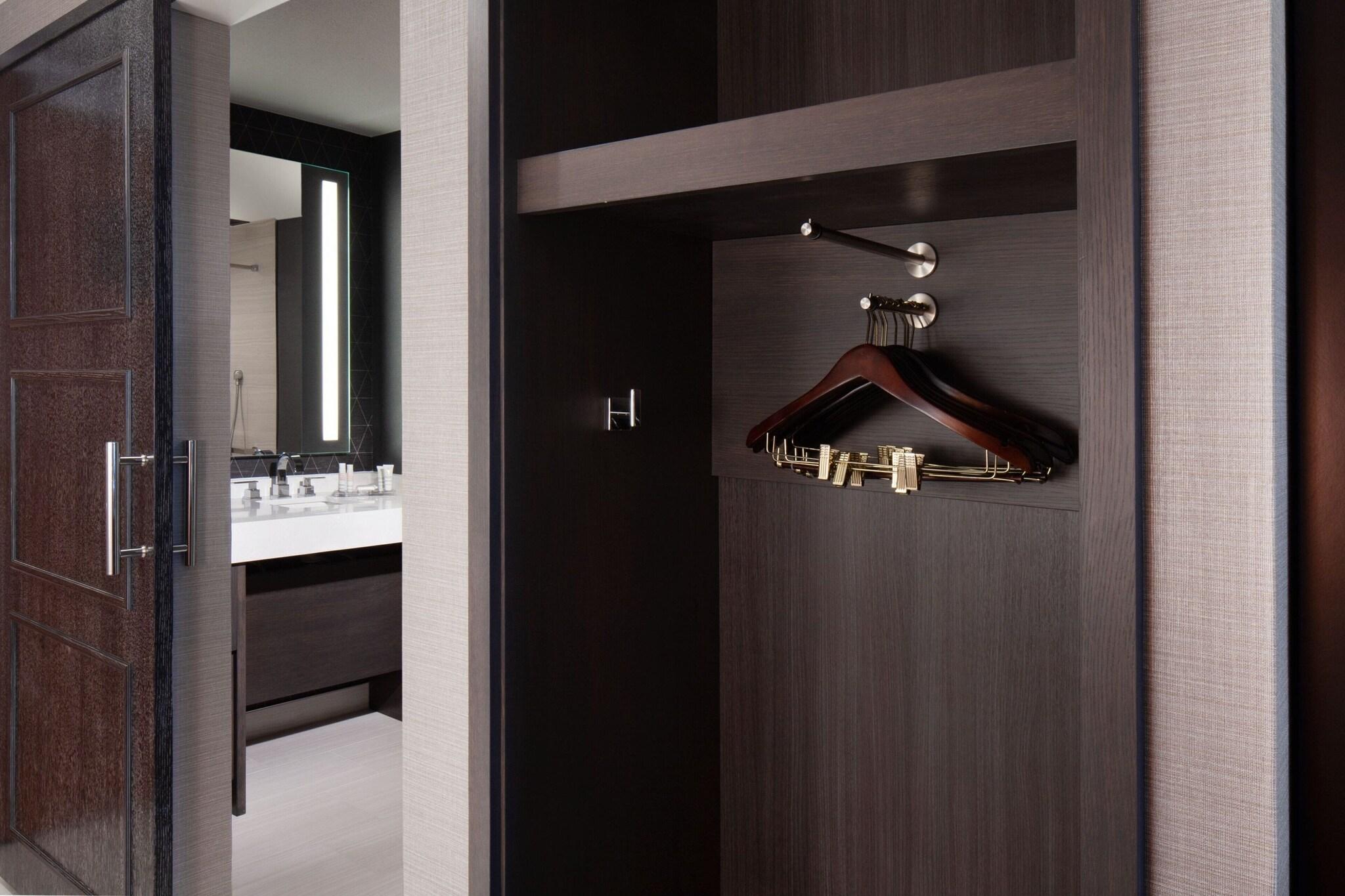 Double Executive King Bed