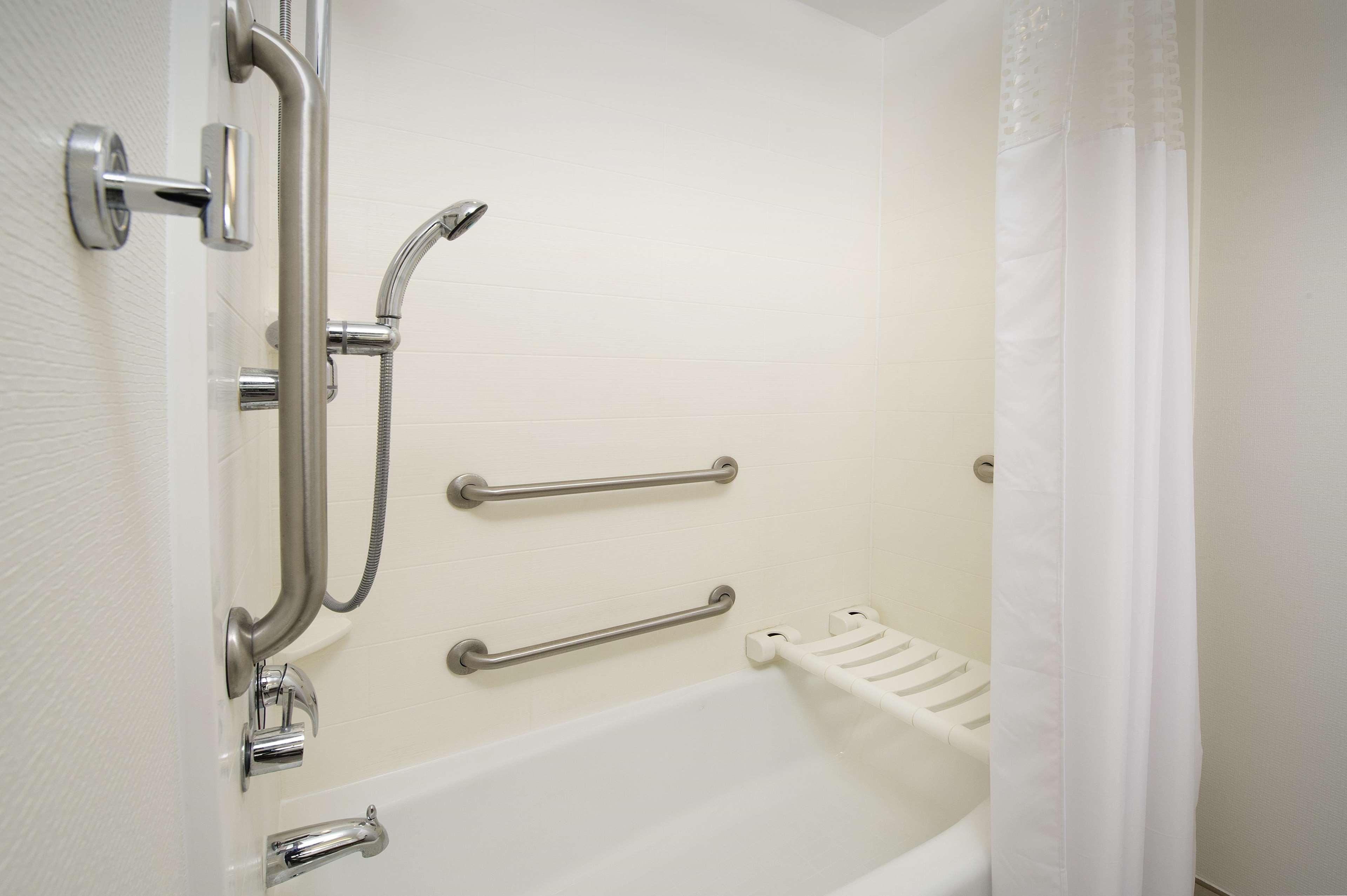 Studio Two Queen Beds