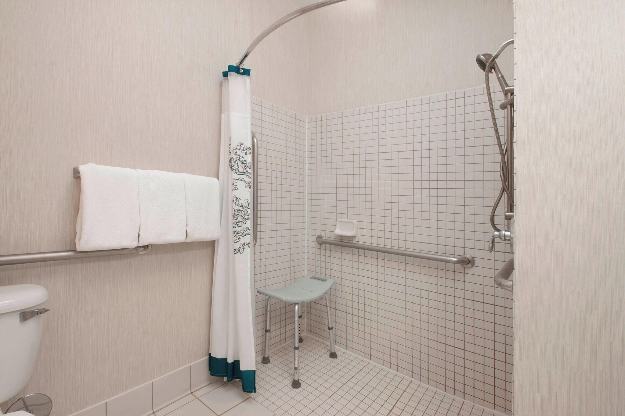 Studio King Size Bed