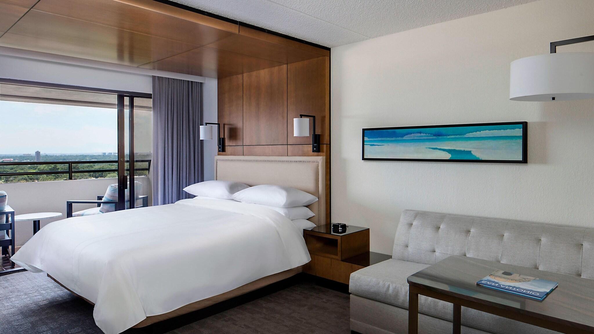 Double Club King Bed