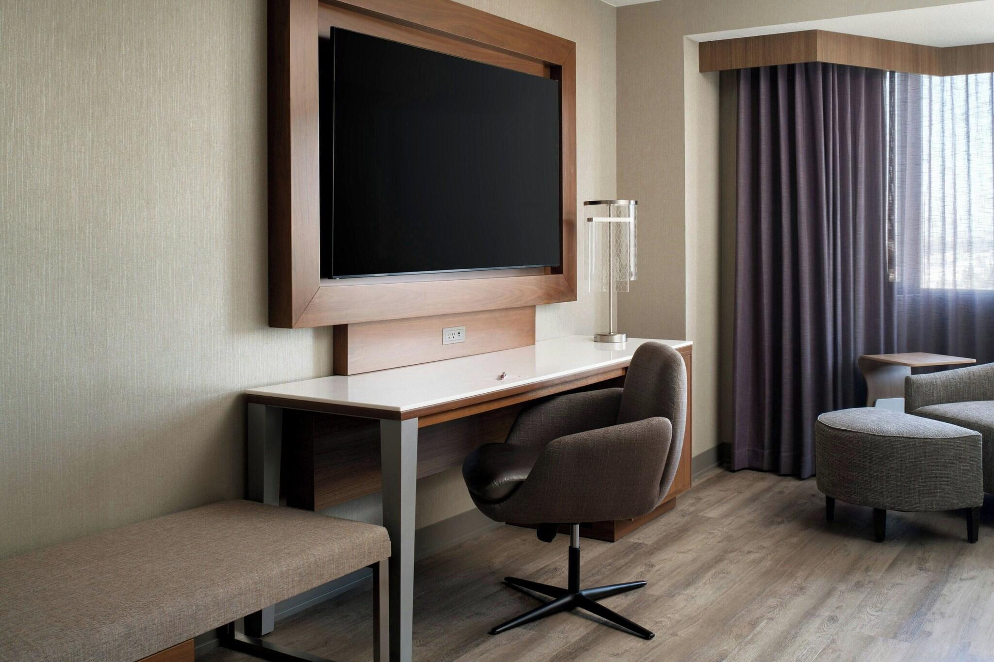 Double Accessible King Size Bed