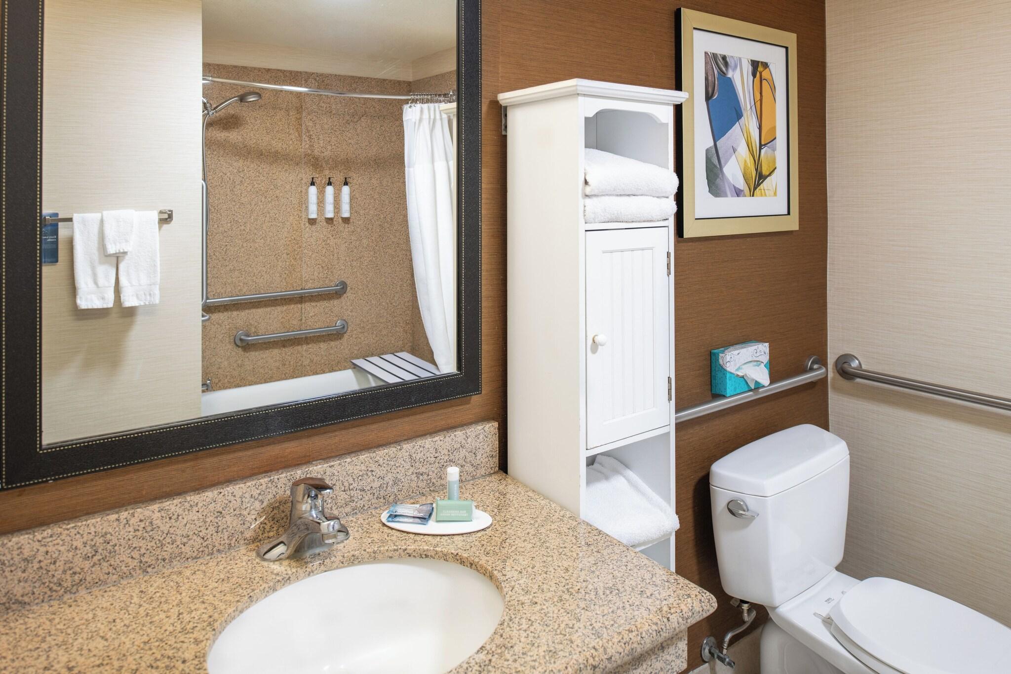 Double Accessible
