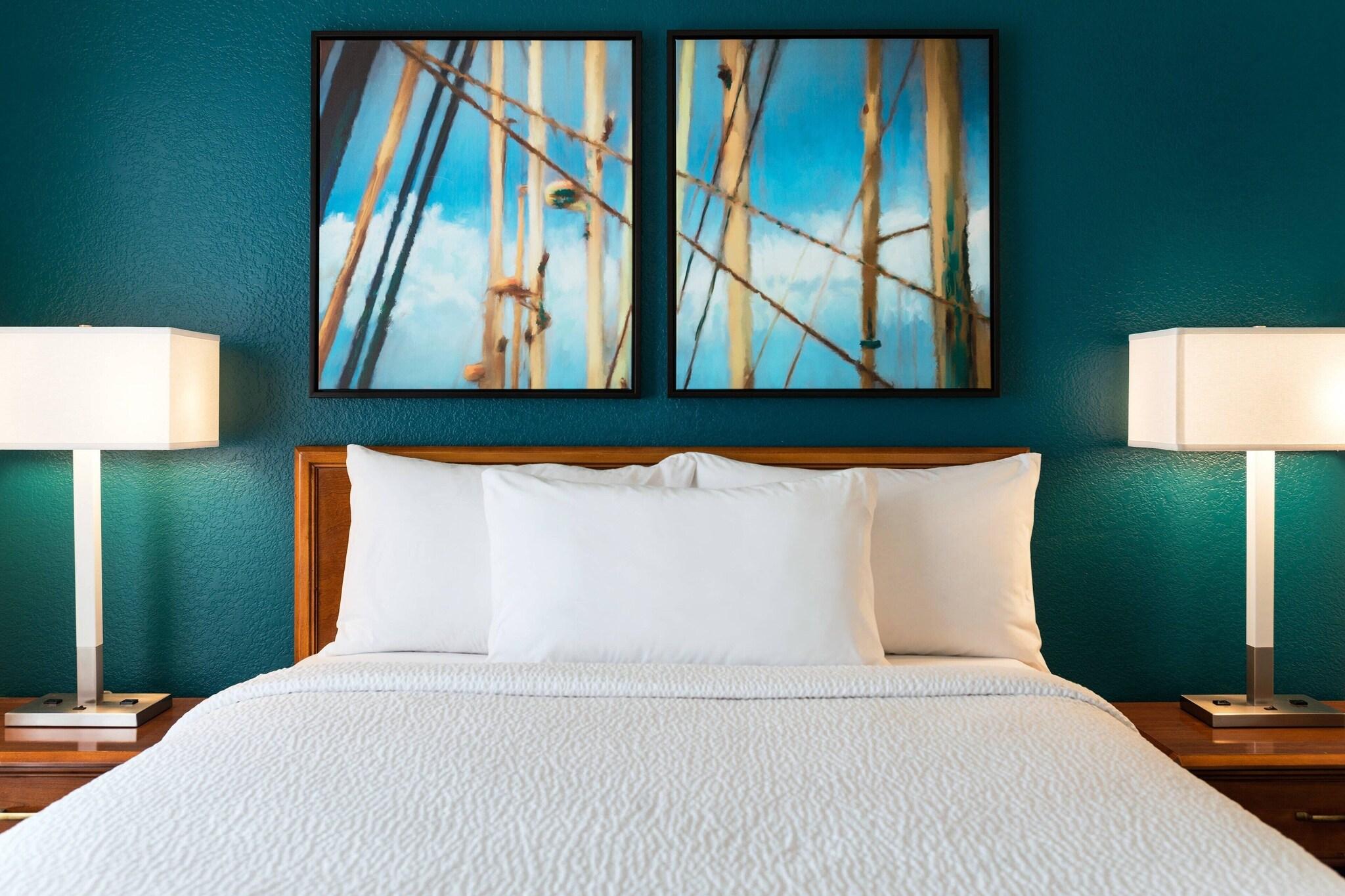 Suite Queen Size Bed