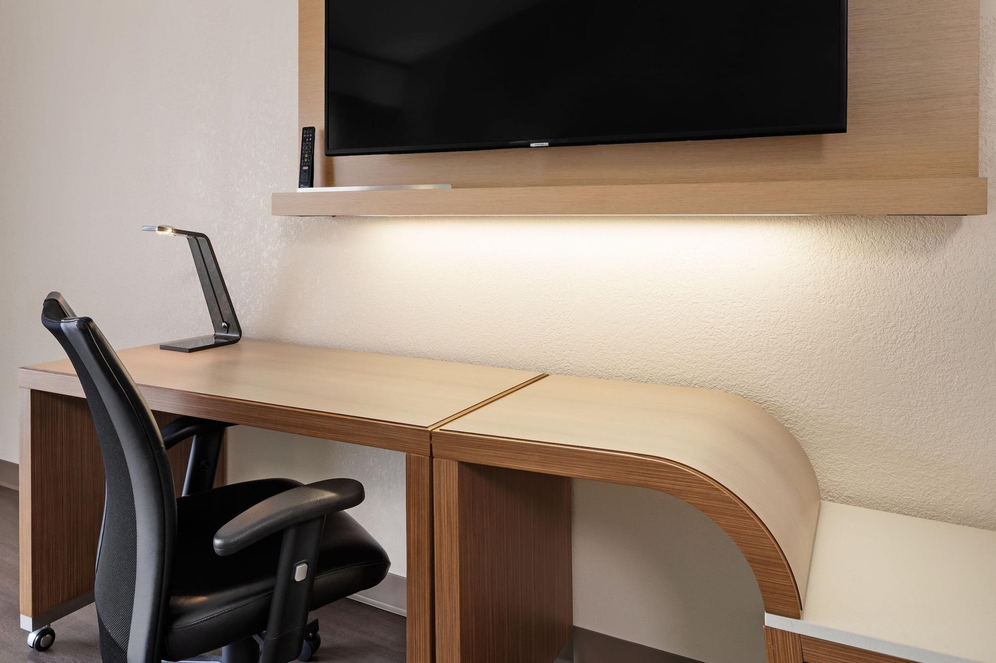 Studio King Size Bed