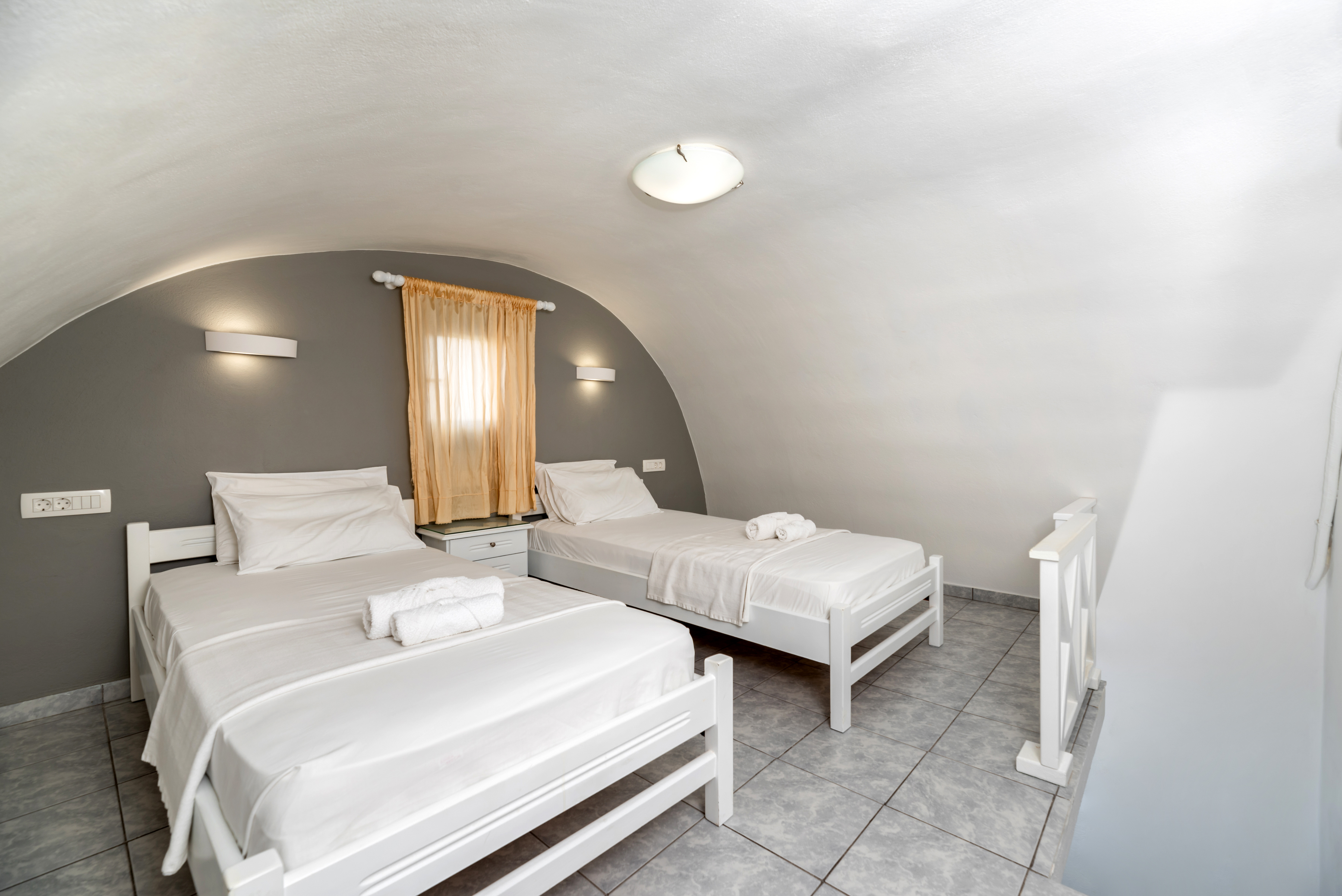 Double or Twin Standard