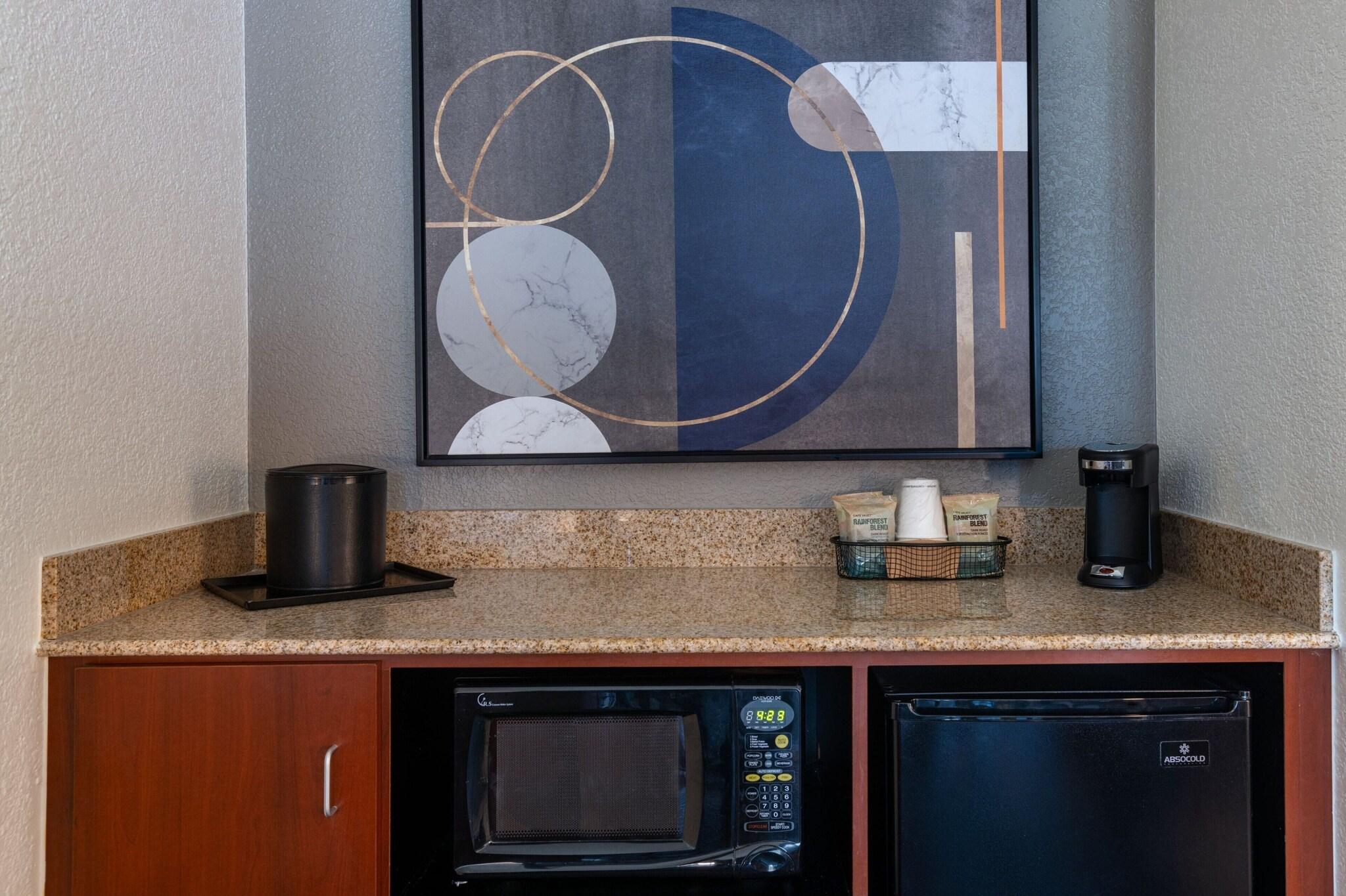 Suite King Bed One Bedroom 