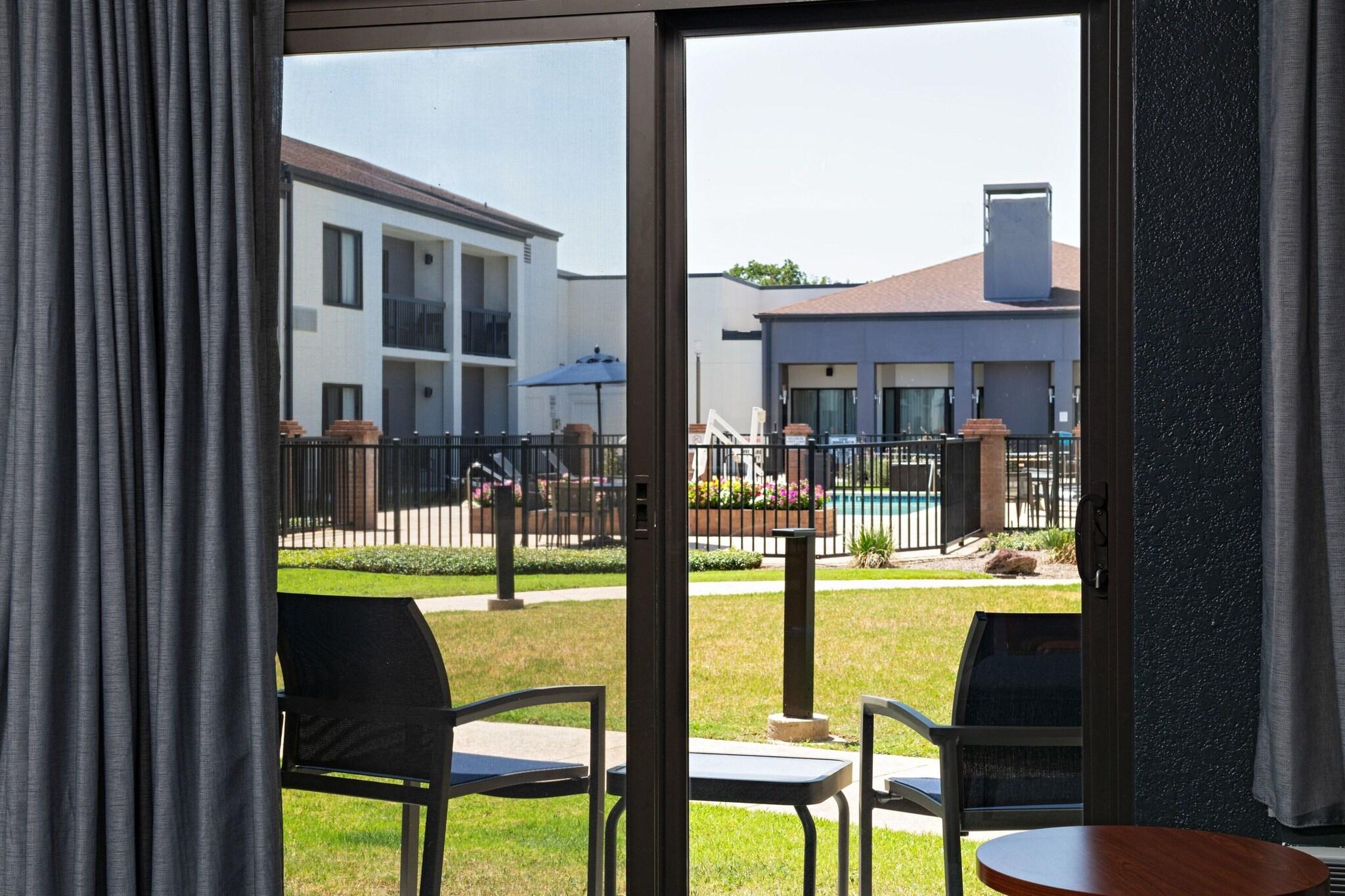 Suite Two Double Beds One Bedroom 