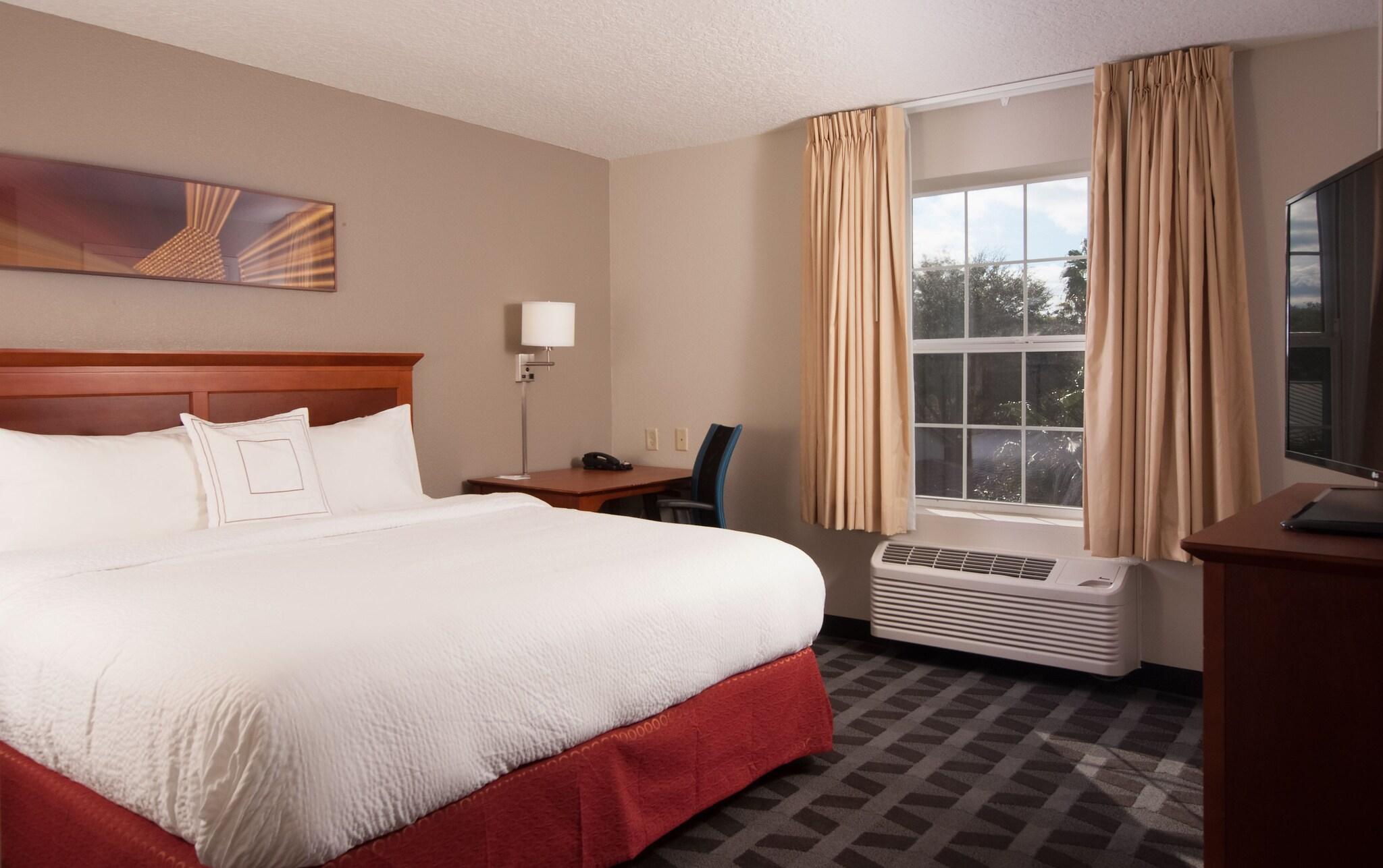 Suite King Bed One Bedroom 