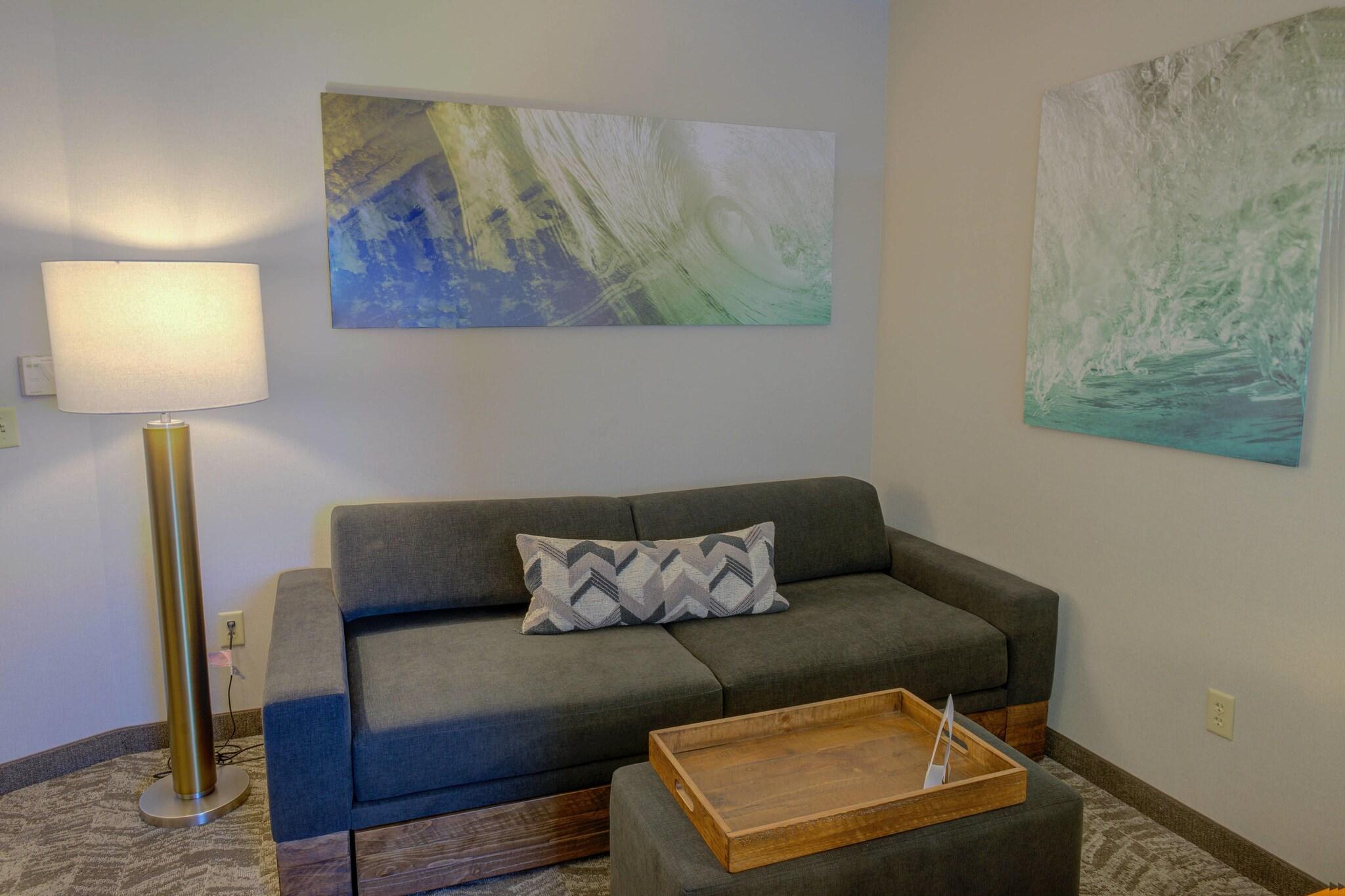 Studio King Size Bed