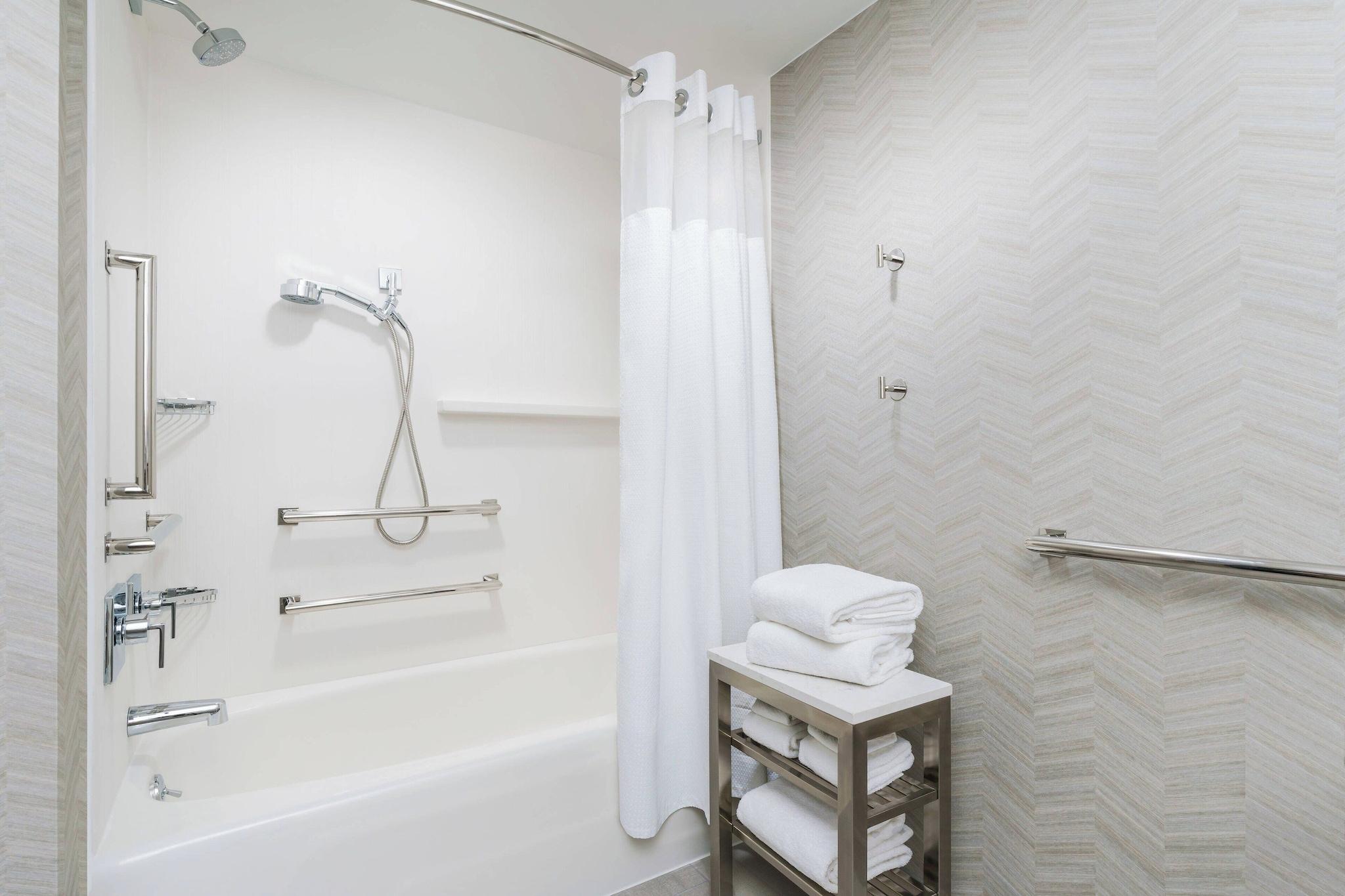 Suite King Bed Non Smoking