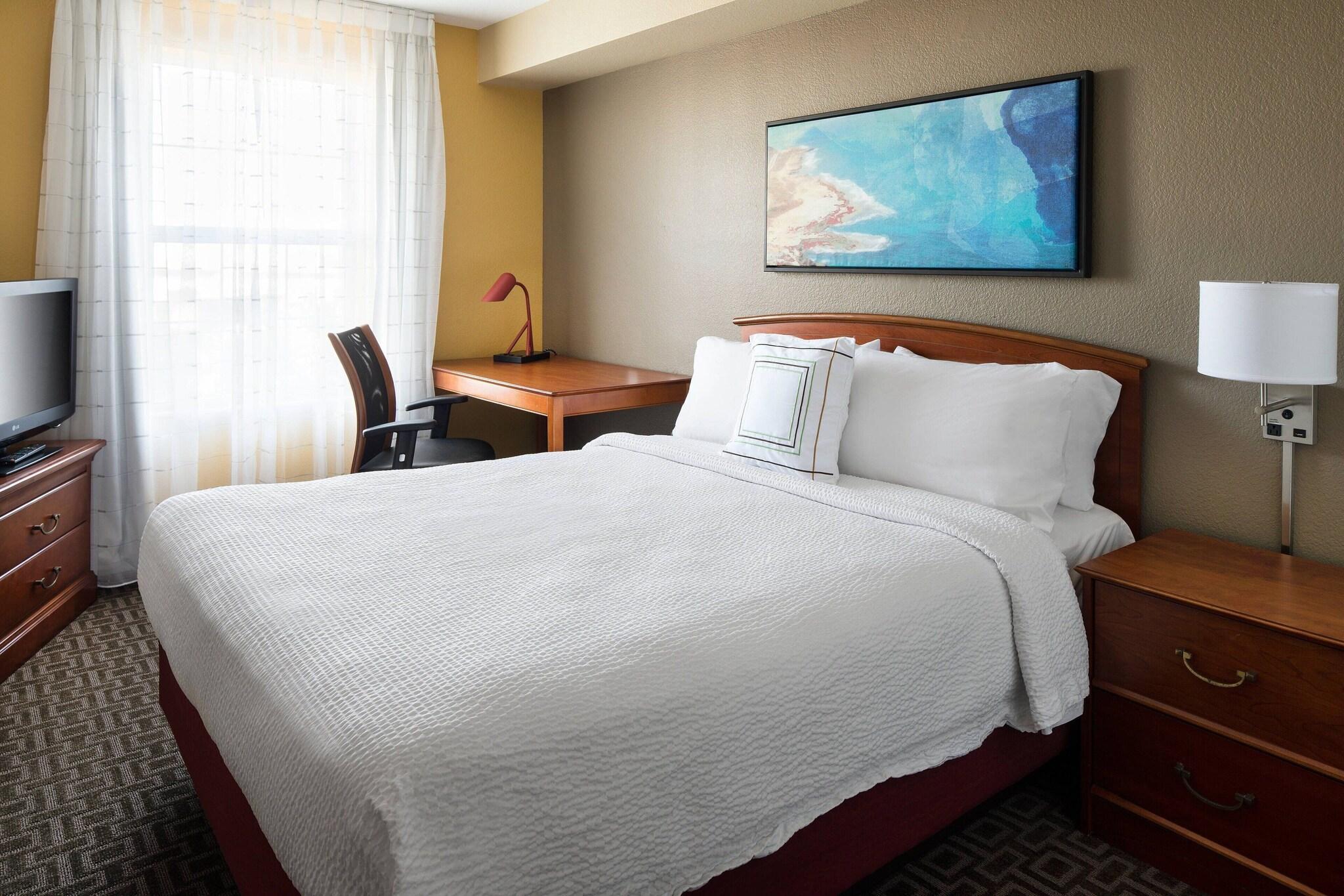 Suite Two Bedrooms Accessible