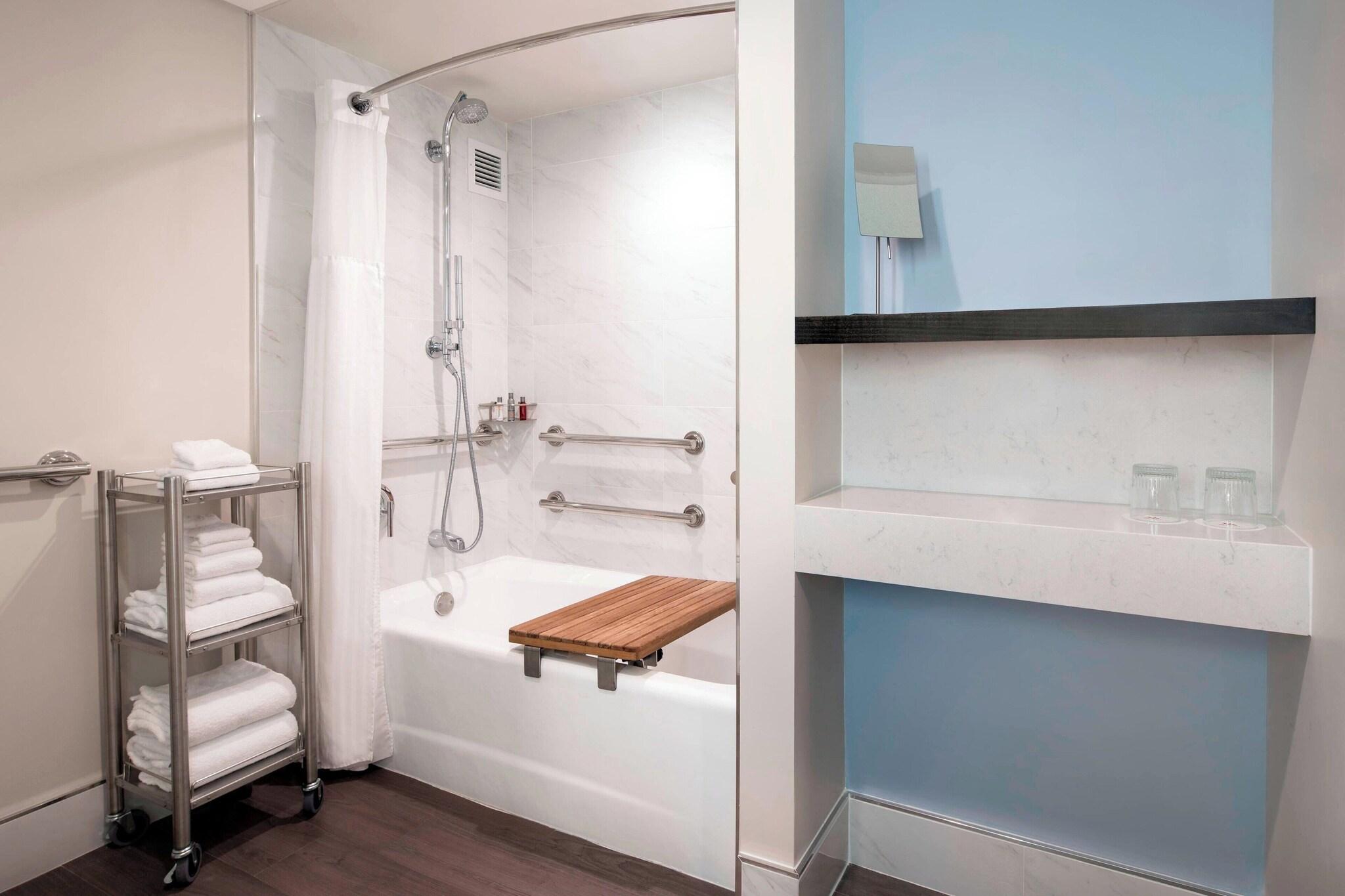 Double Accessible