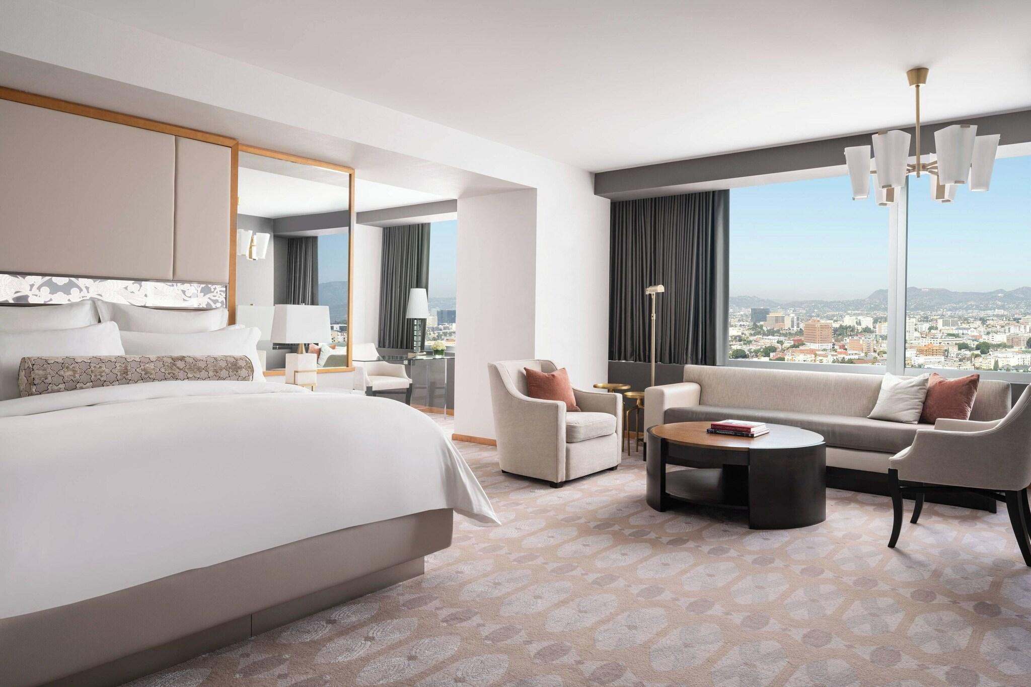 Junior Suite City View King Bed