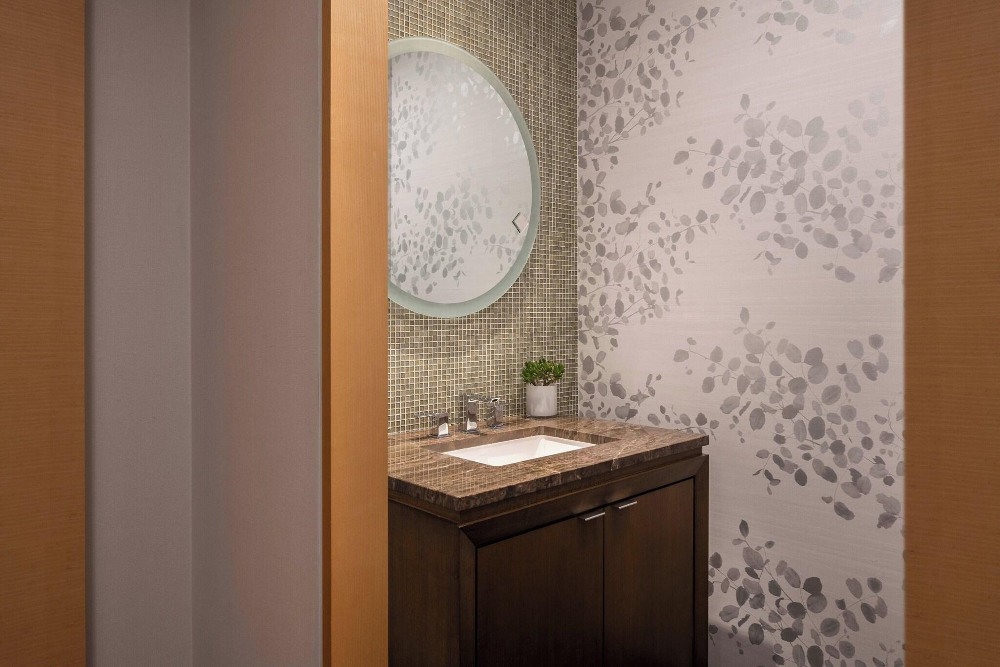 Suite Executive King Bed