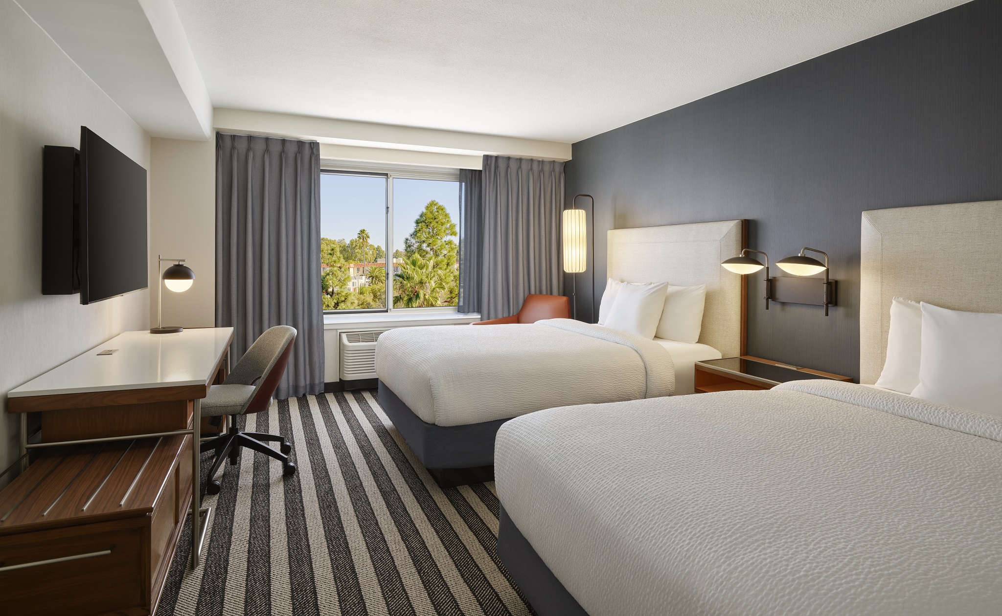 Double Two Queen Beds