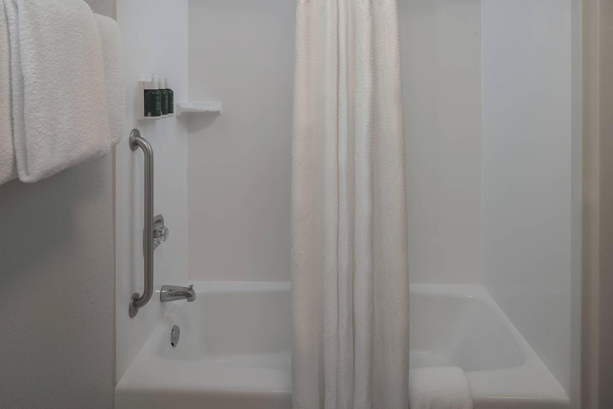 Double Two Queen Beds