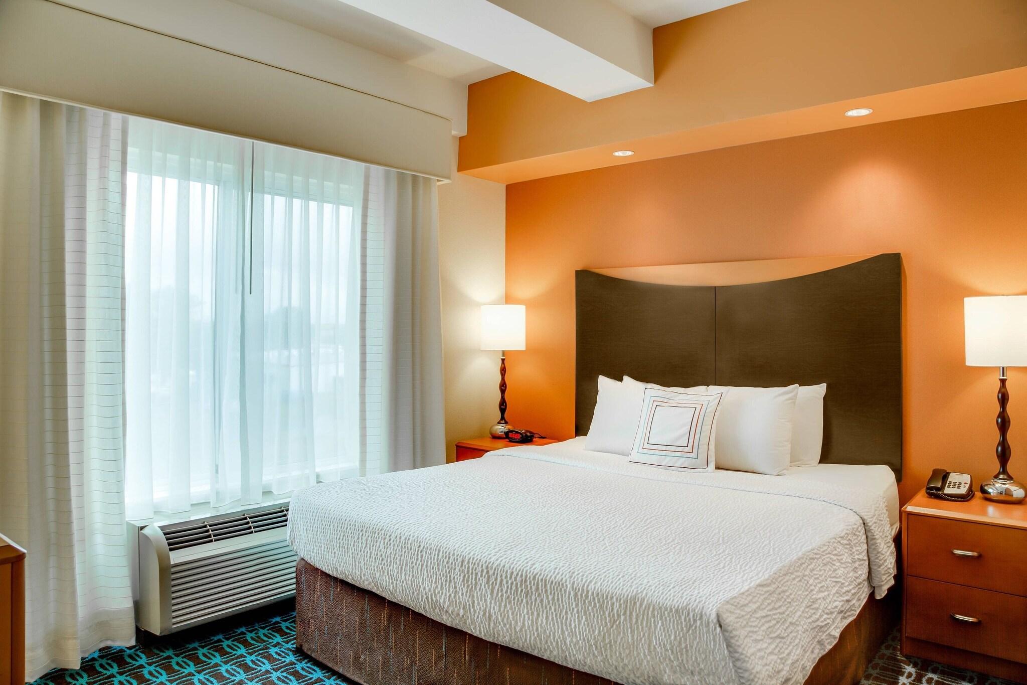 Studio King Size Bed