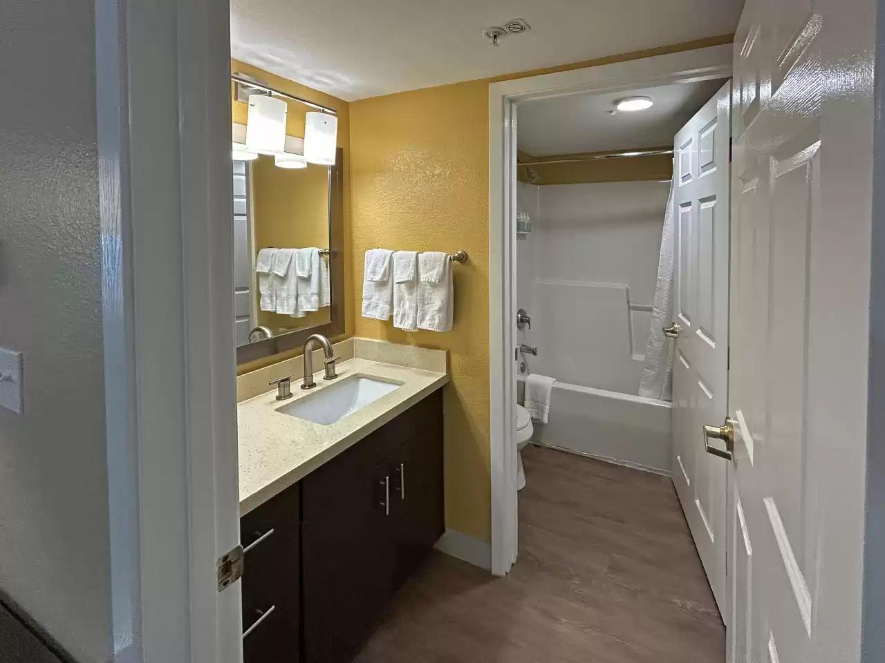 Suite Two Queen Beds Non Smoking