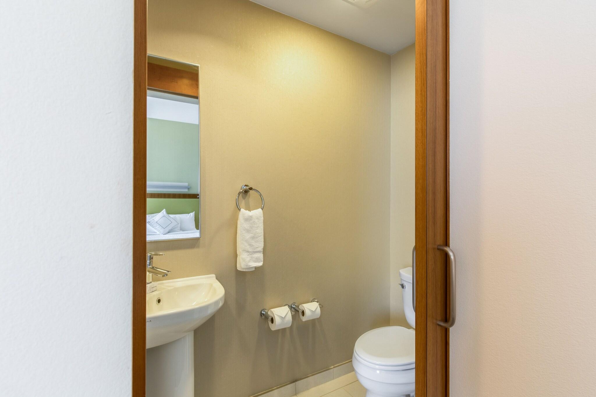 Suite Two Queen Beds