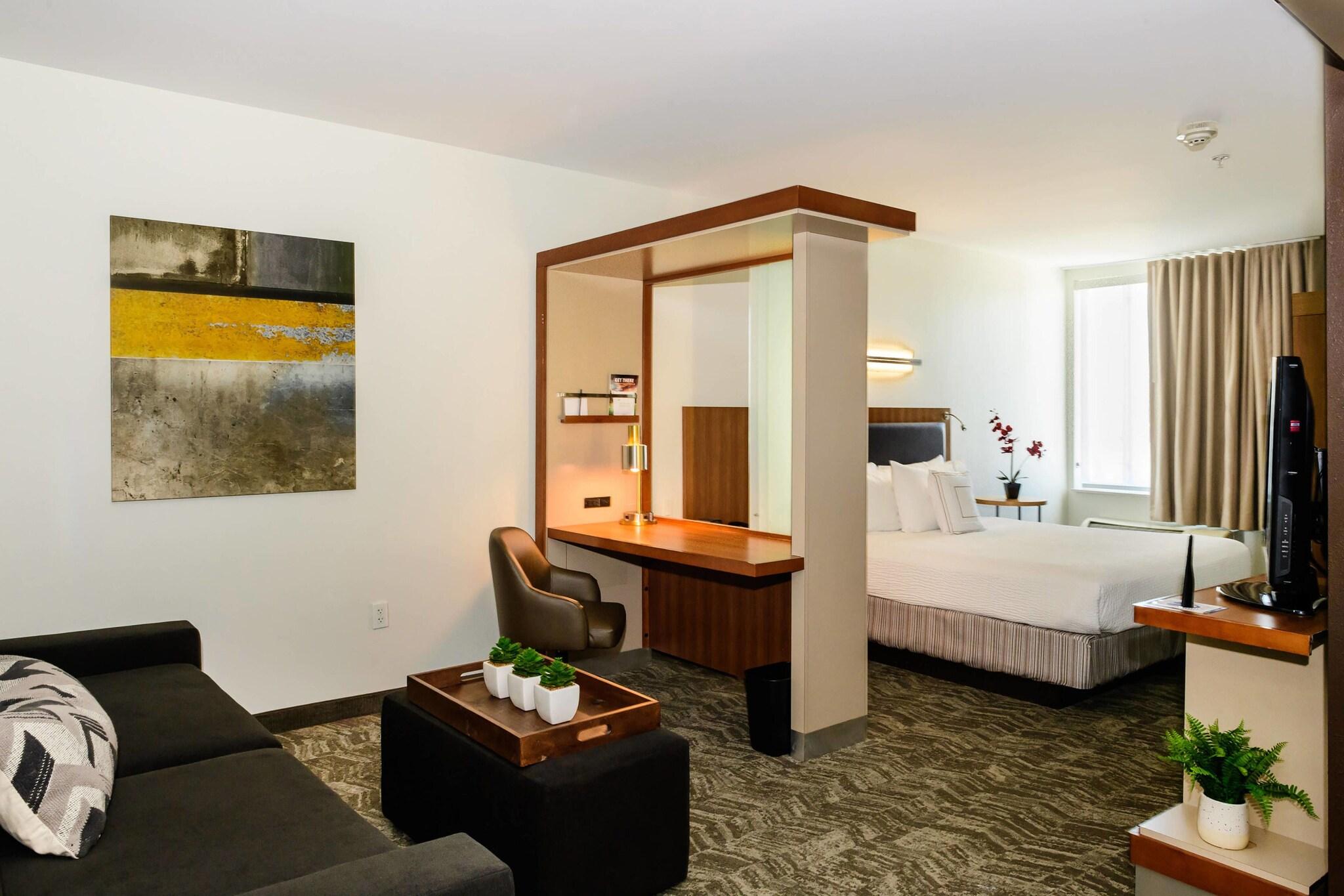 Studio King Size Bed