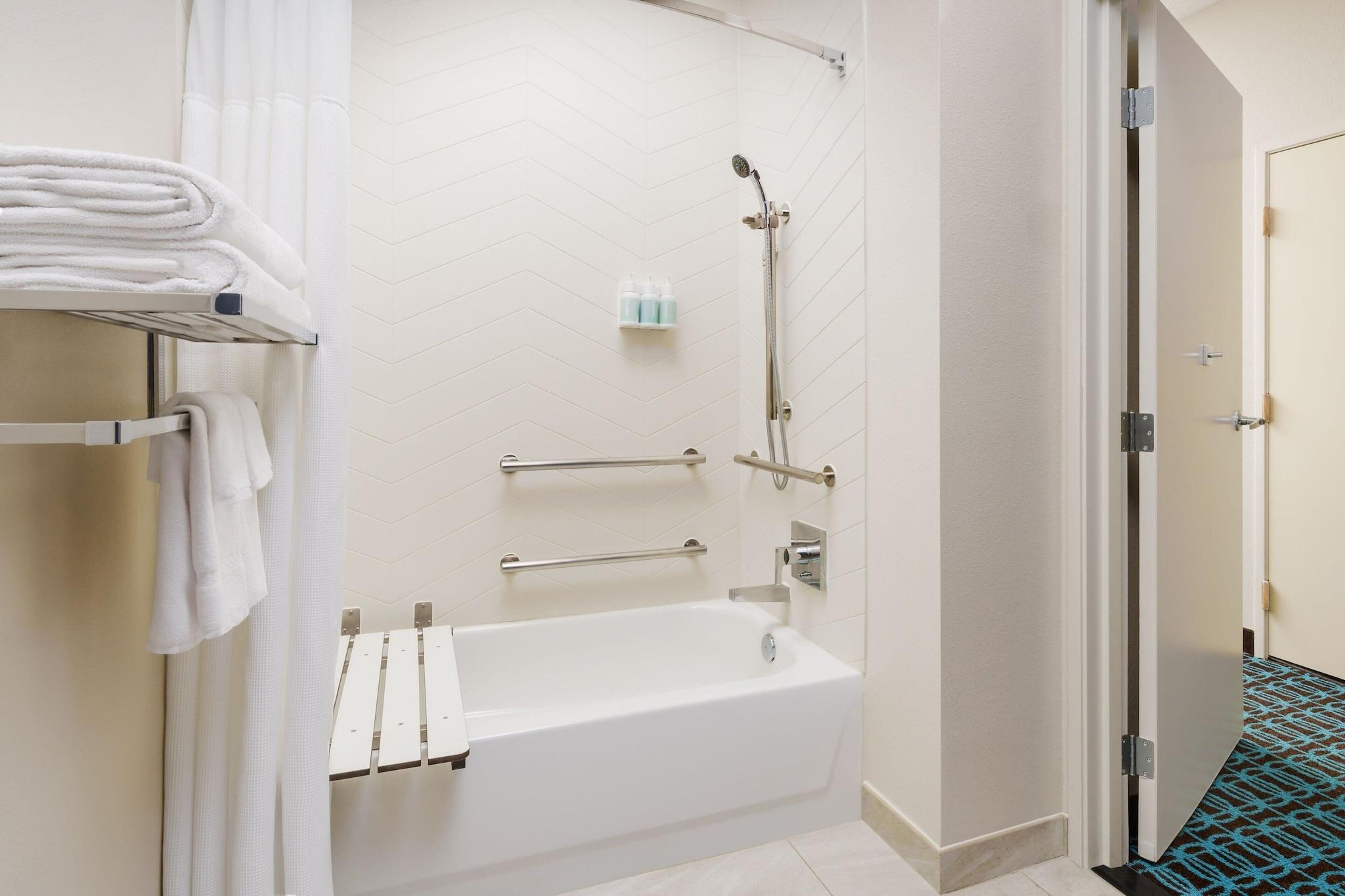 Quadruple Accessible-two Queen Beds