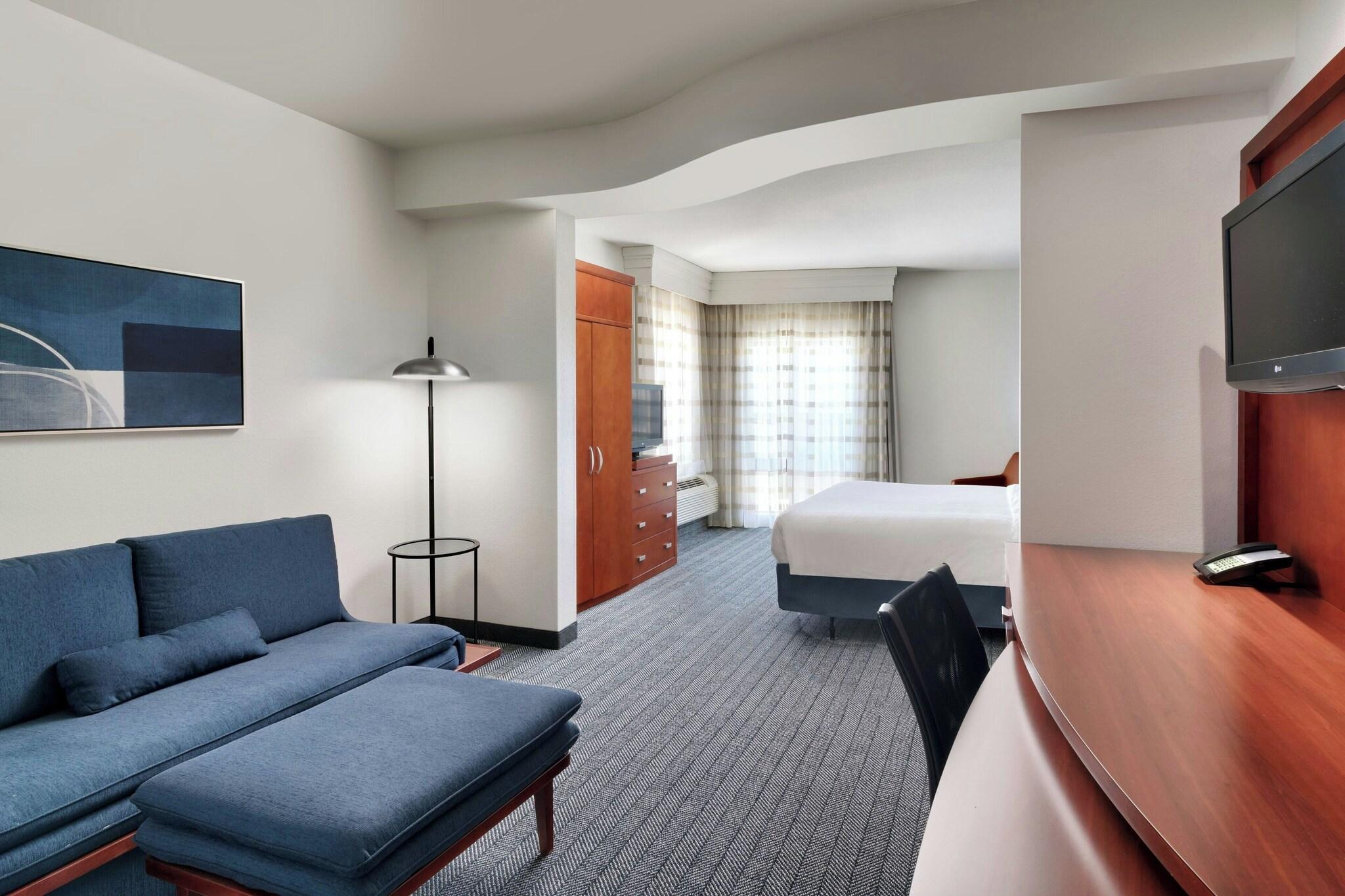 Suite King Size Bed