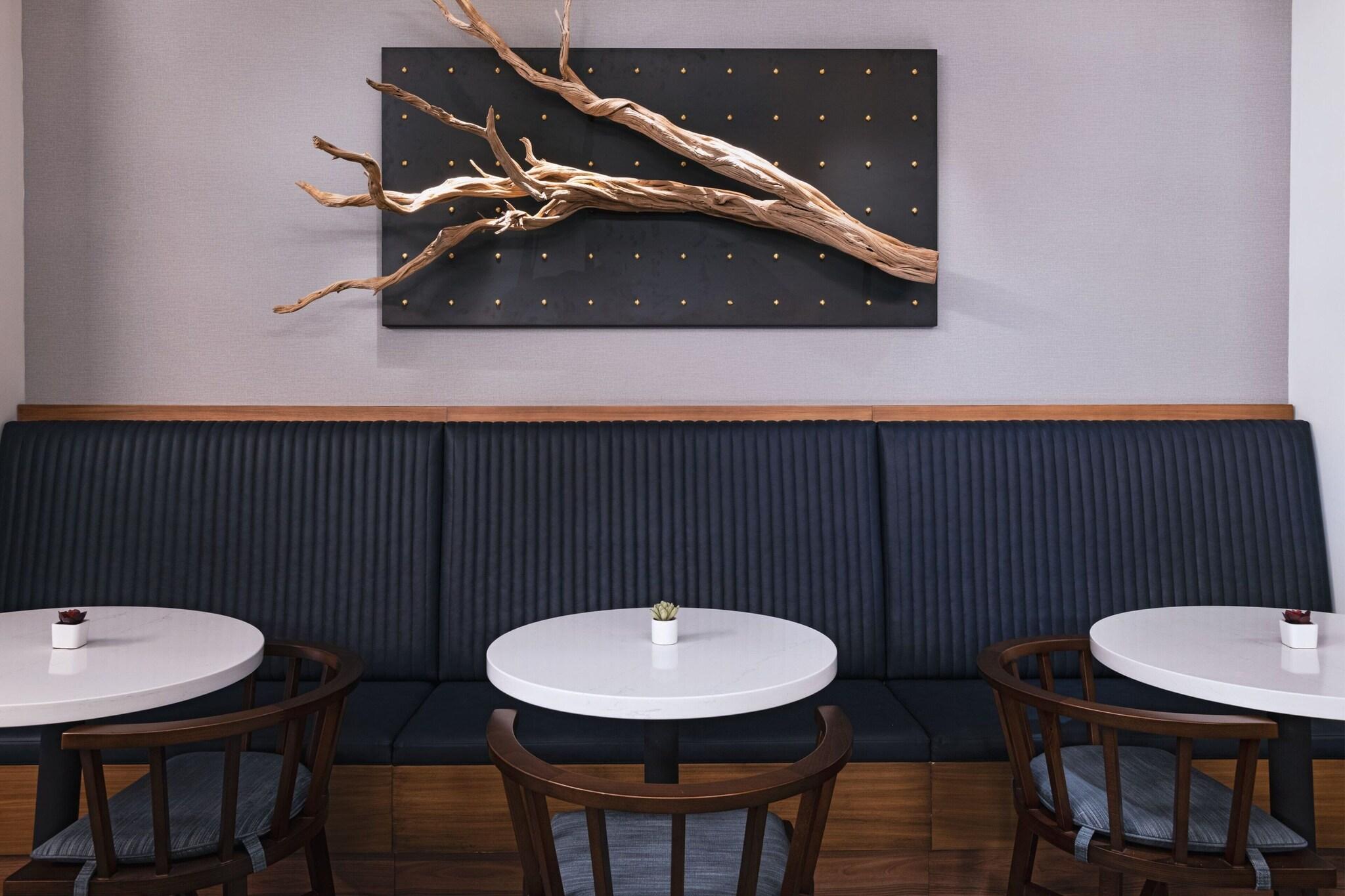 Double Club King Bed