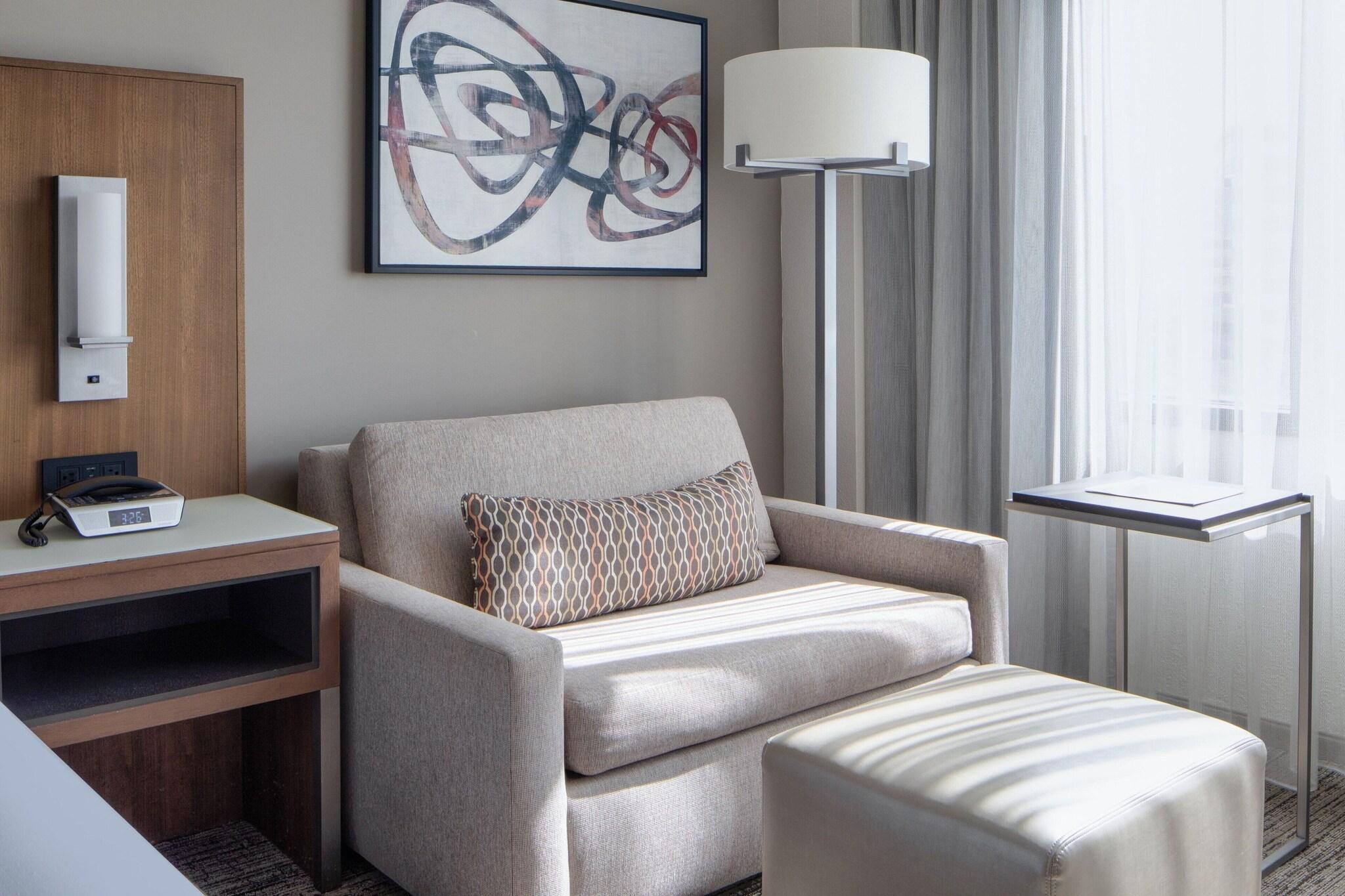 Double Club King Bed