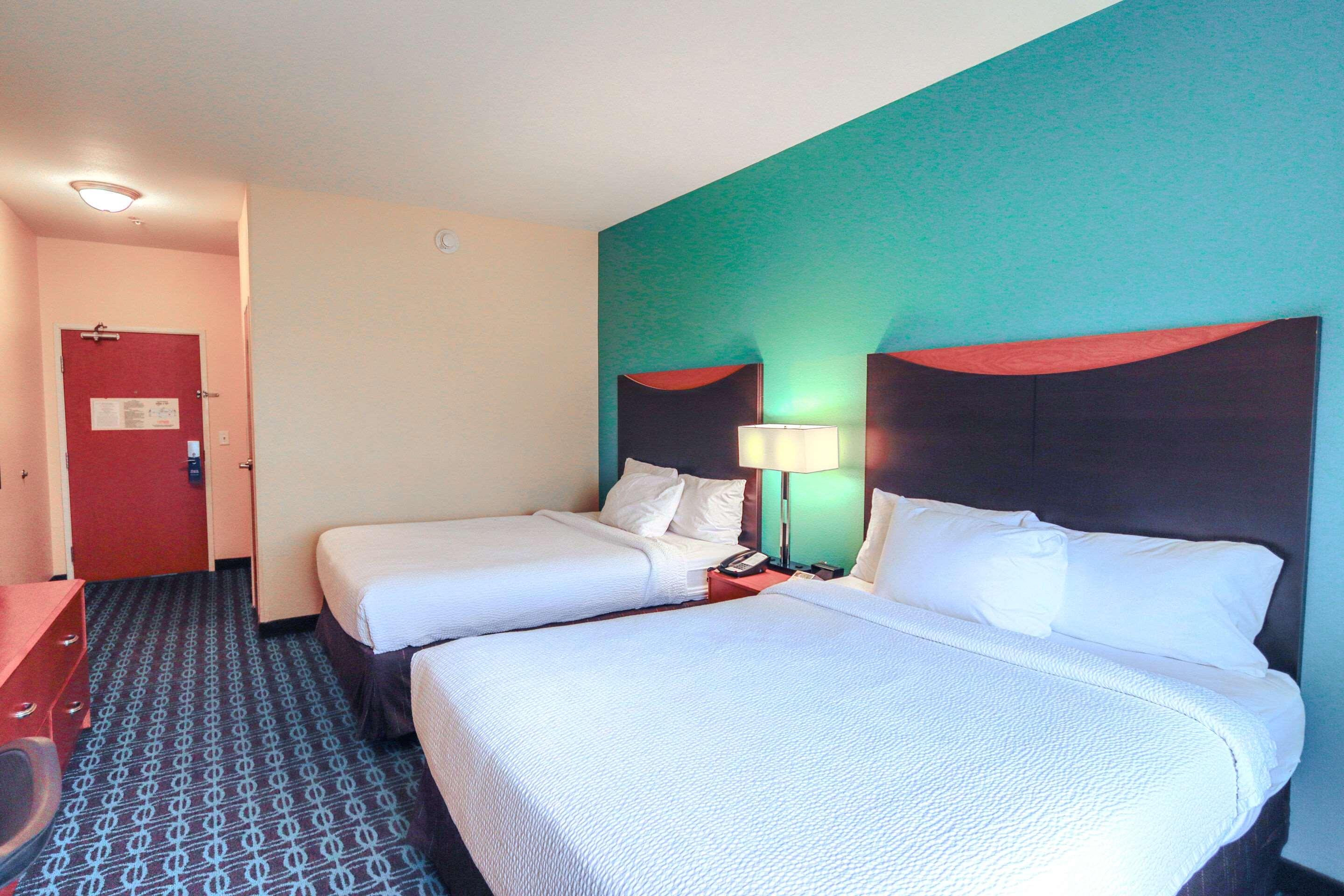 Quadruple Two Queen Beds