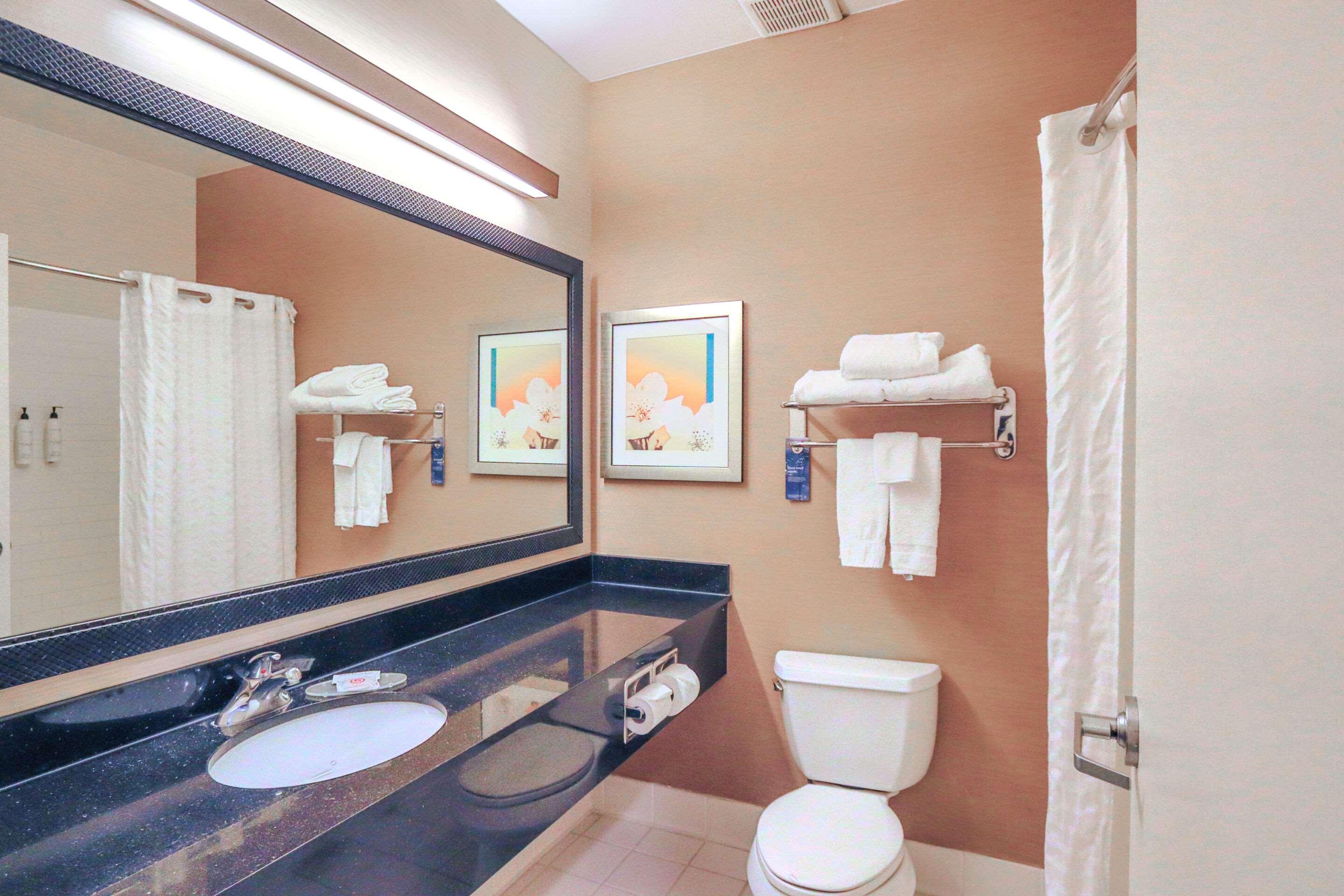 Quadruple Accessible-two Queen Beds