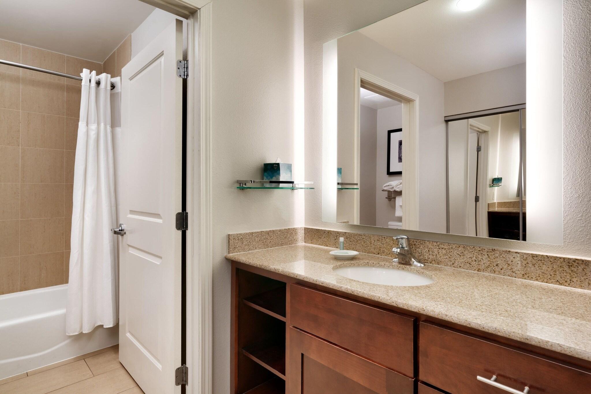 Studio King Size Bed