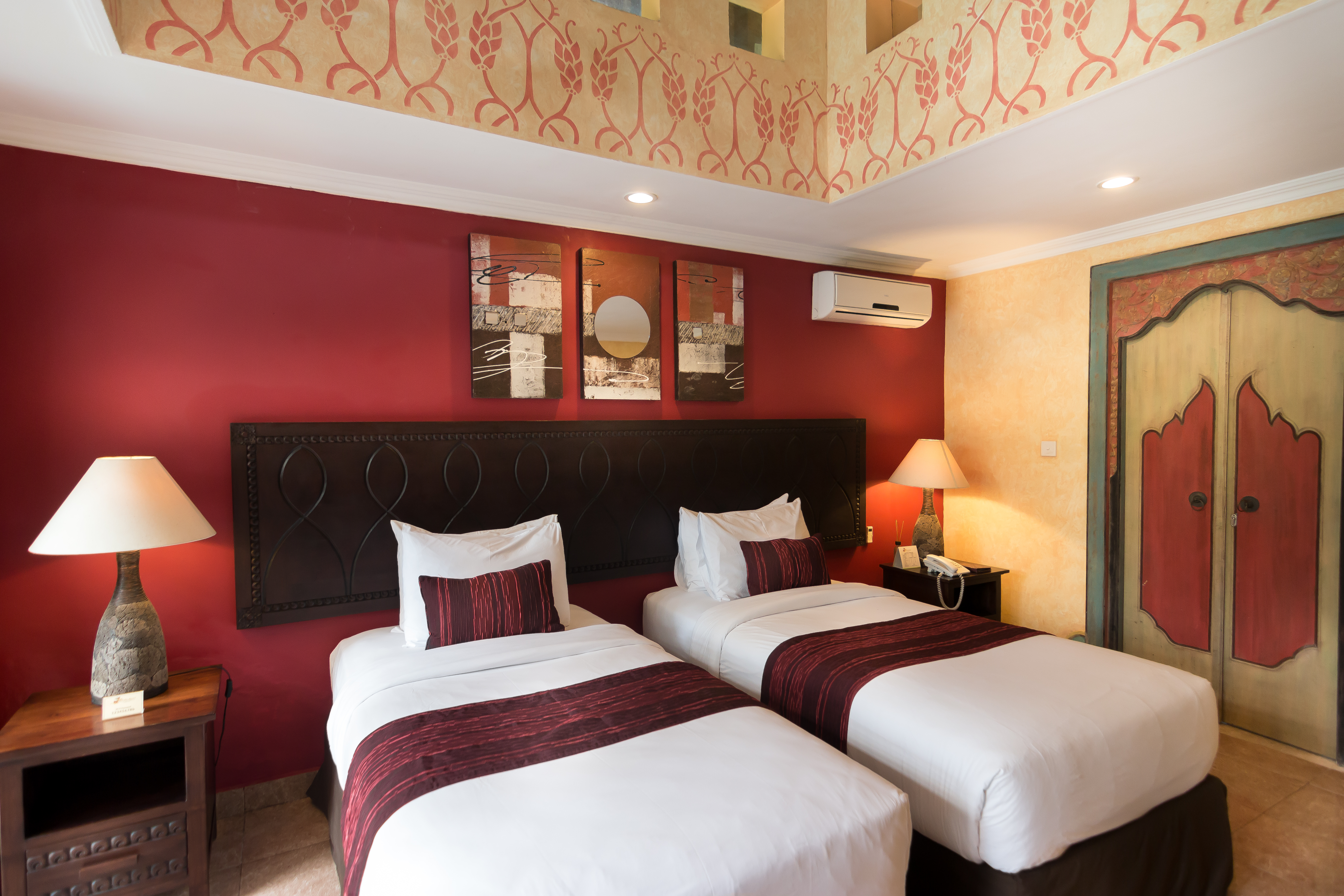 Villa Four Bedrooms with Private Pool