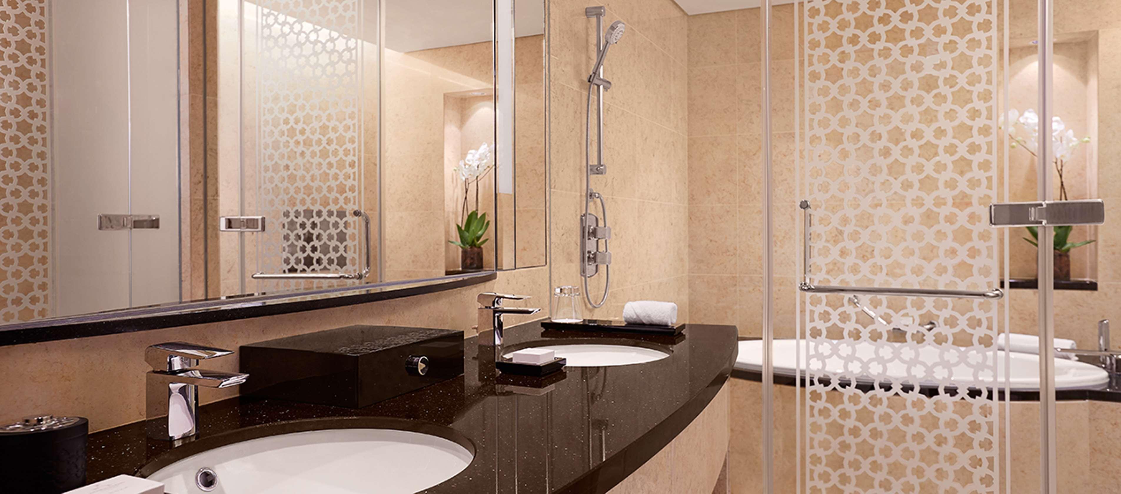 Suite Deluxe Two Double Beds