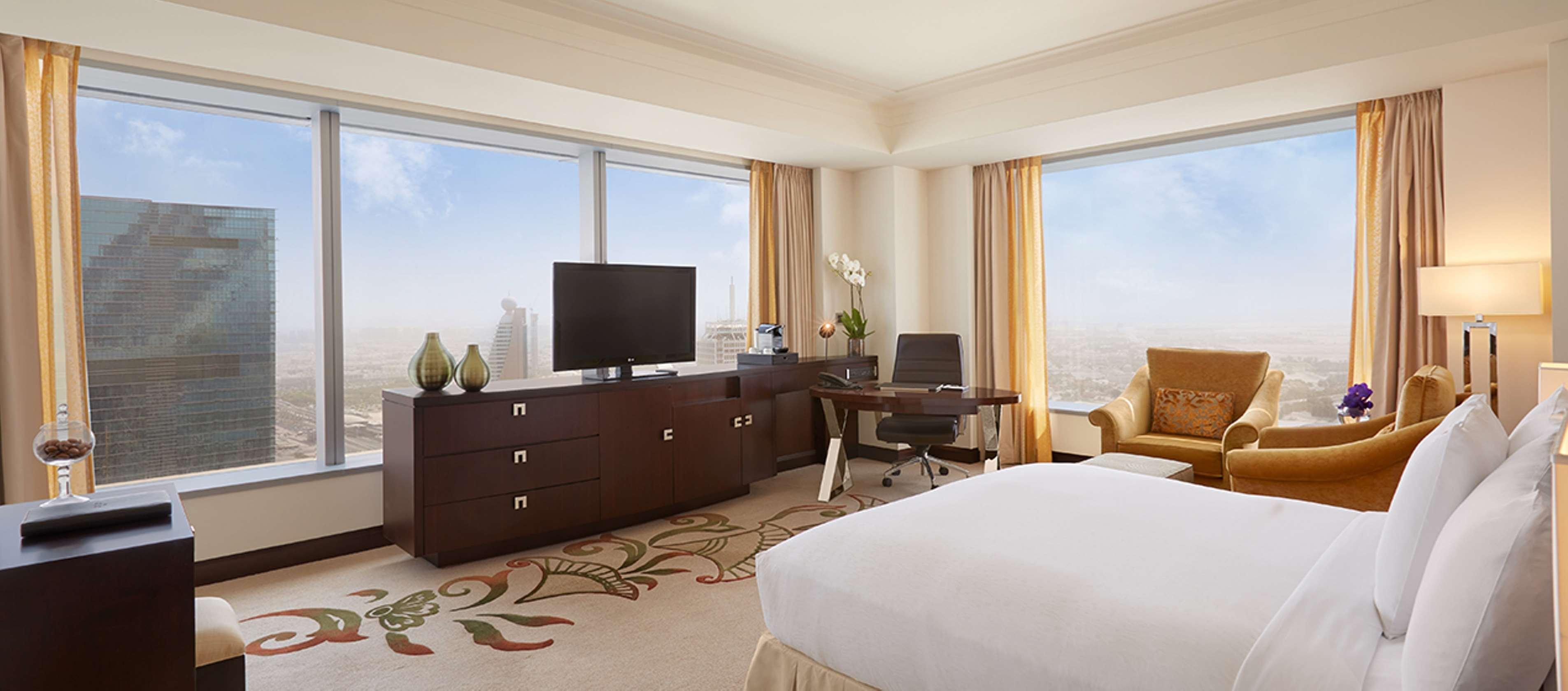 Double Deluxe King Bed