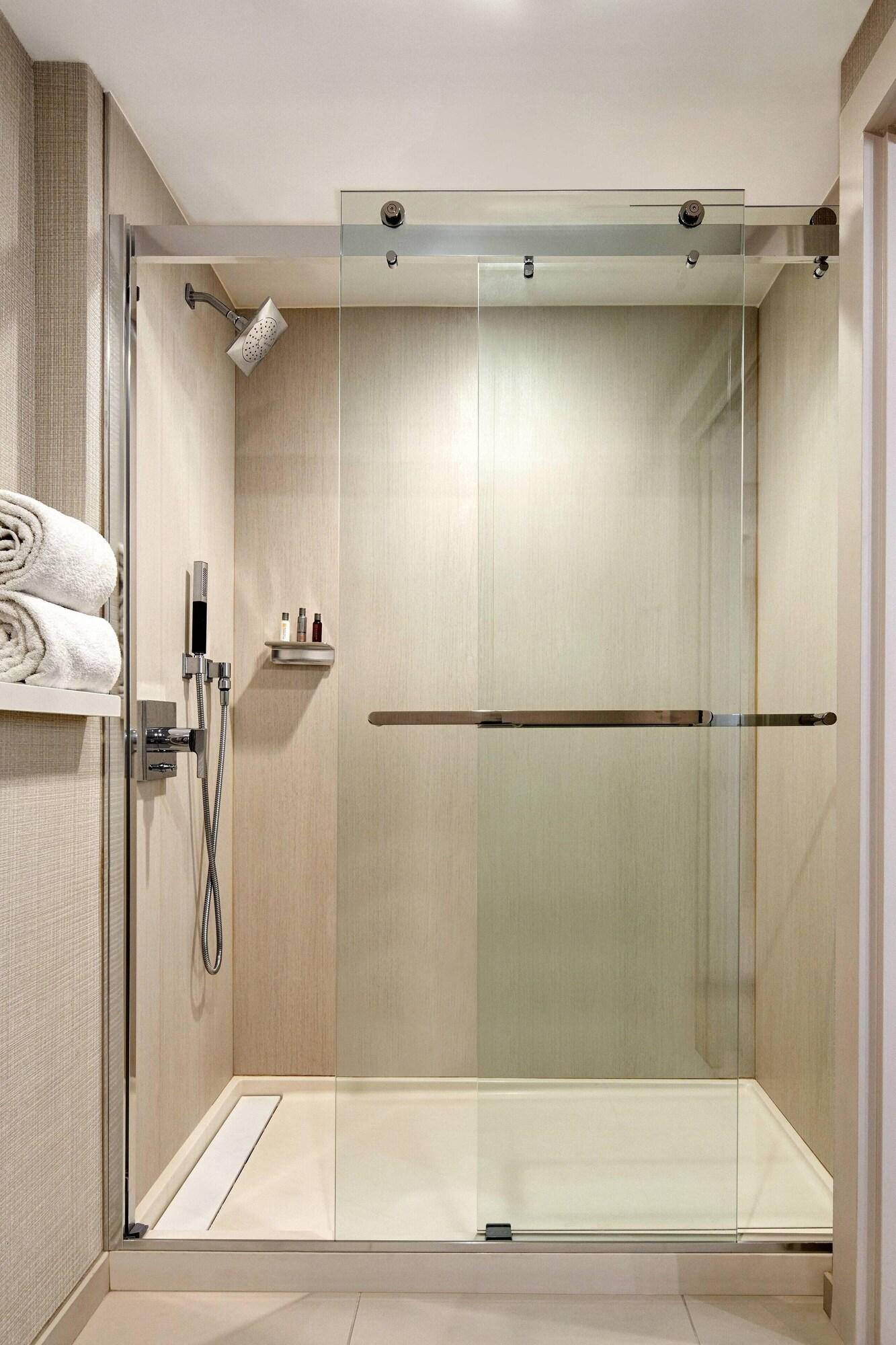 Double Accessible with Views