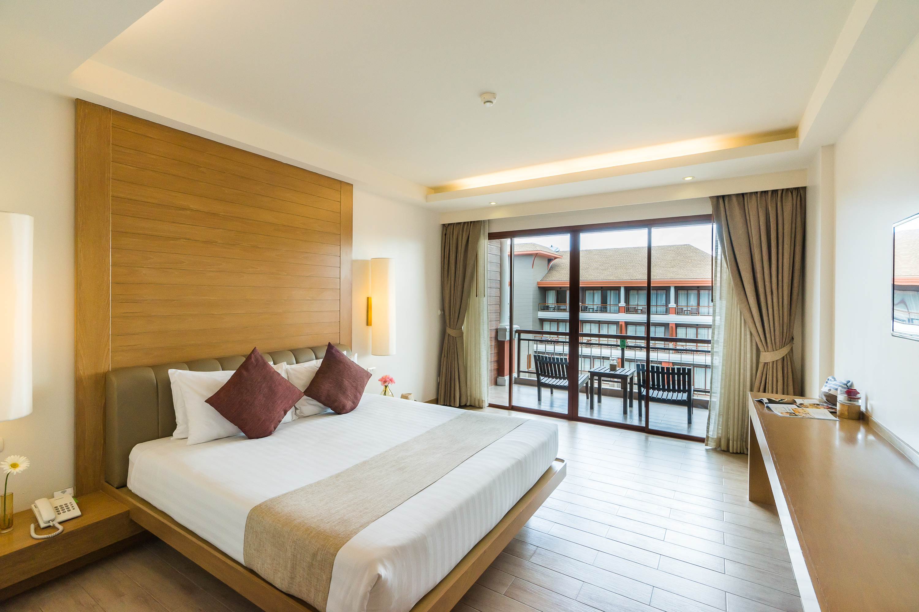 Double Deluxe Pool View