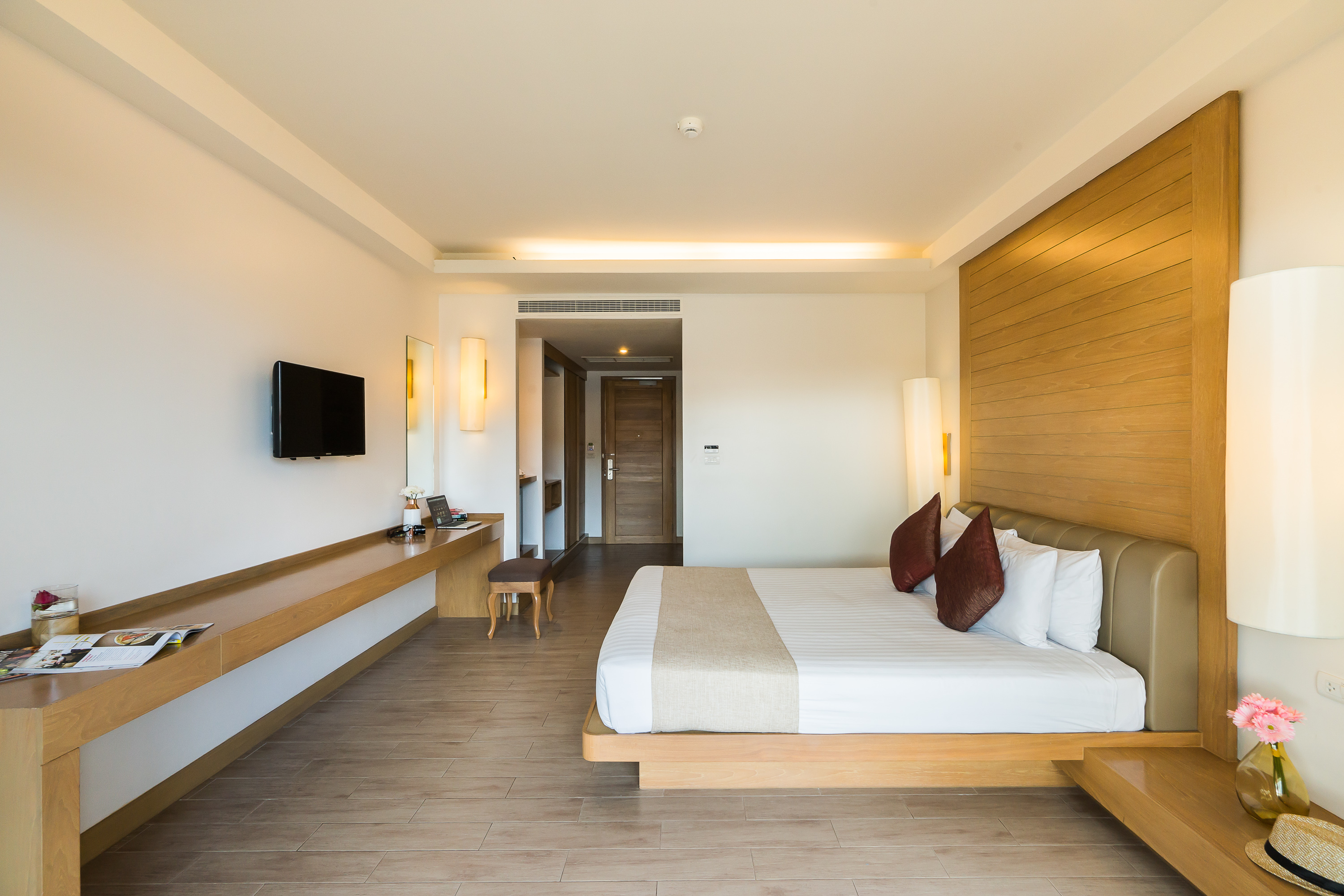 Double Deluxe Pool View